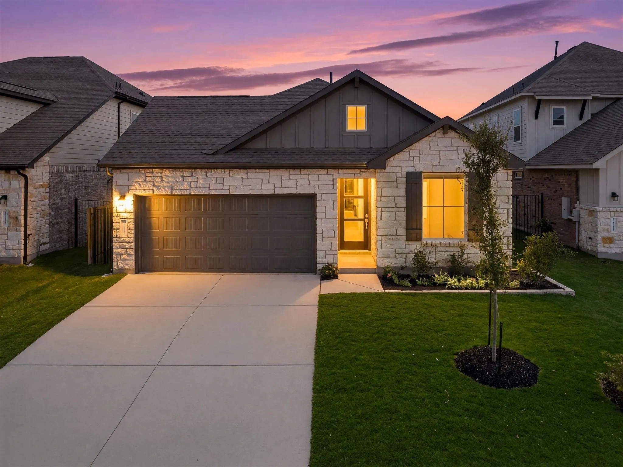 Photo of 113 CINTILAR ST, Liberty Hill, TX, 78642