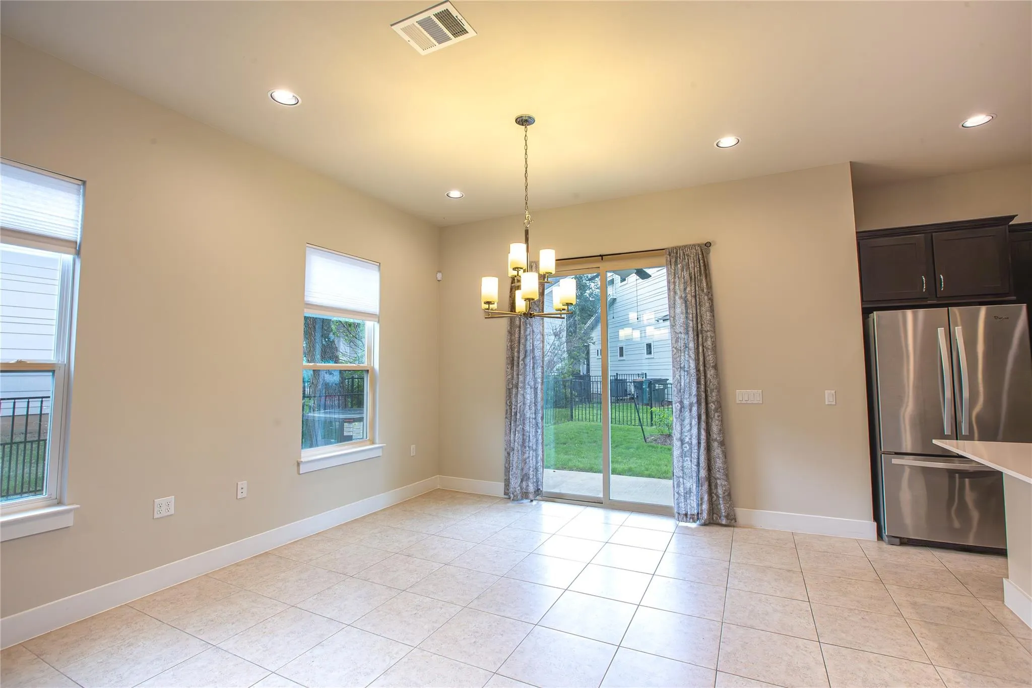Photo 5 of 3108 E 51ST ST #601