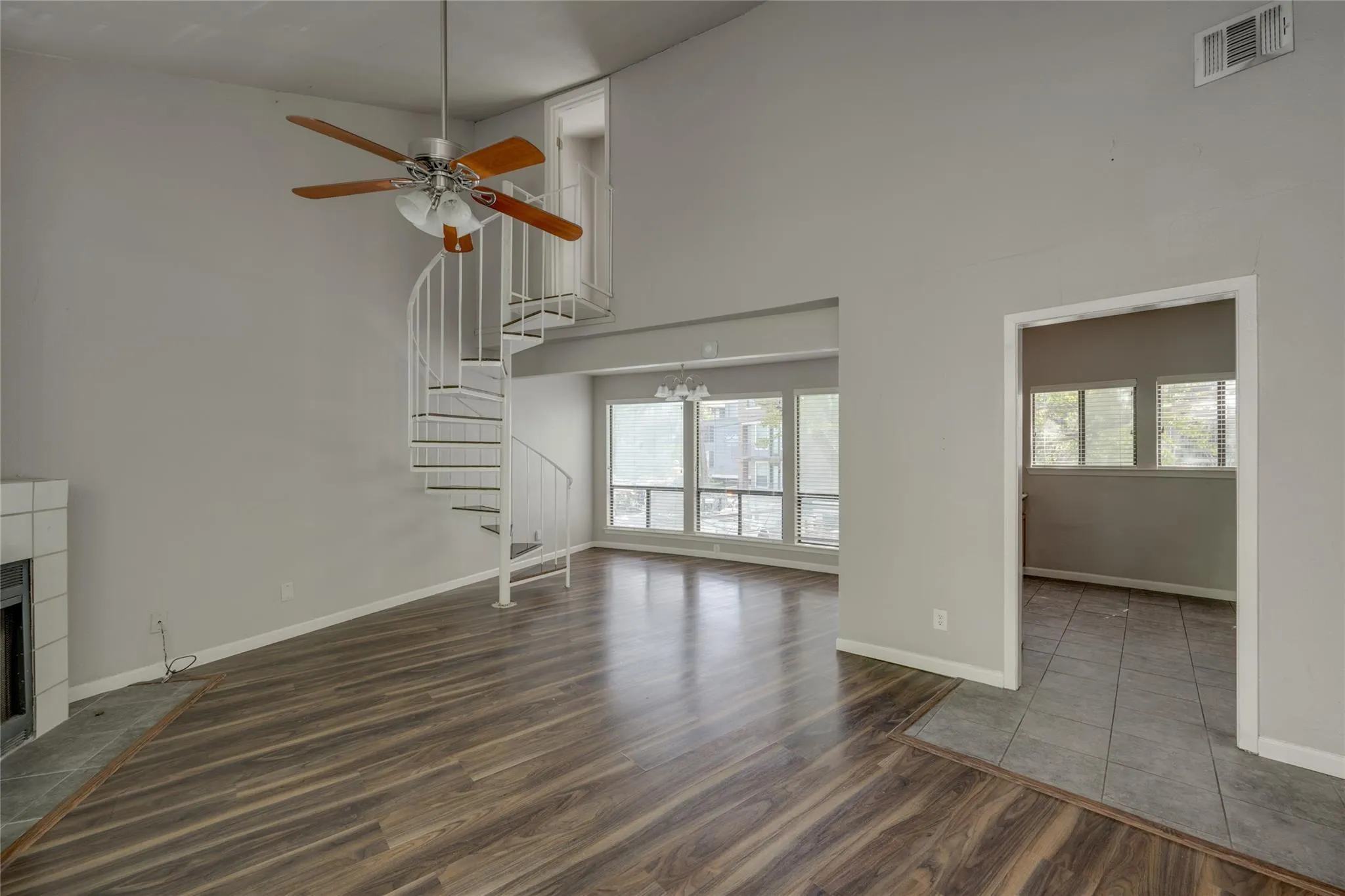 Photo 5 of 2612 SAN PEDRO ST #112