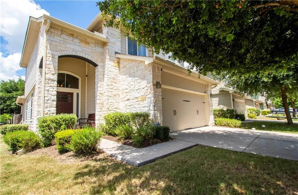 Photo of 1520 HUCKLEBERRY LN, Austin, TX, 78748