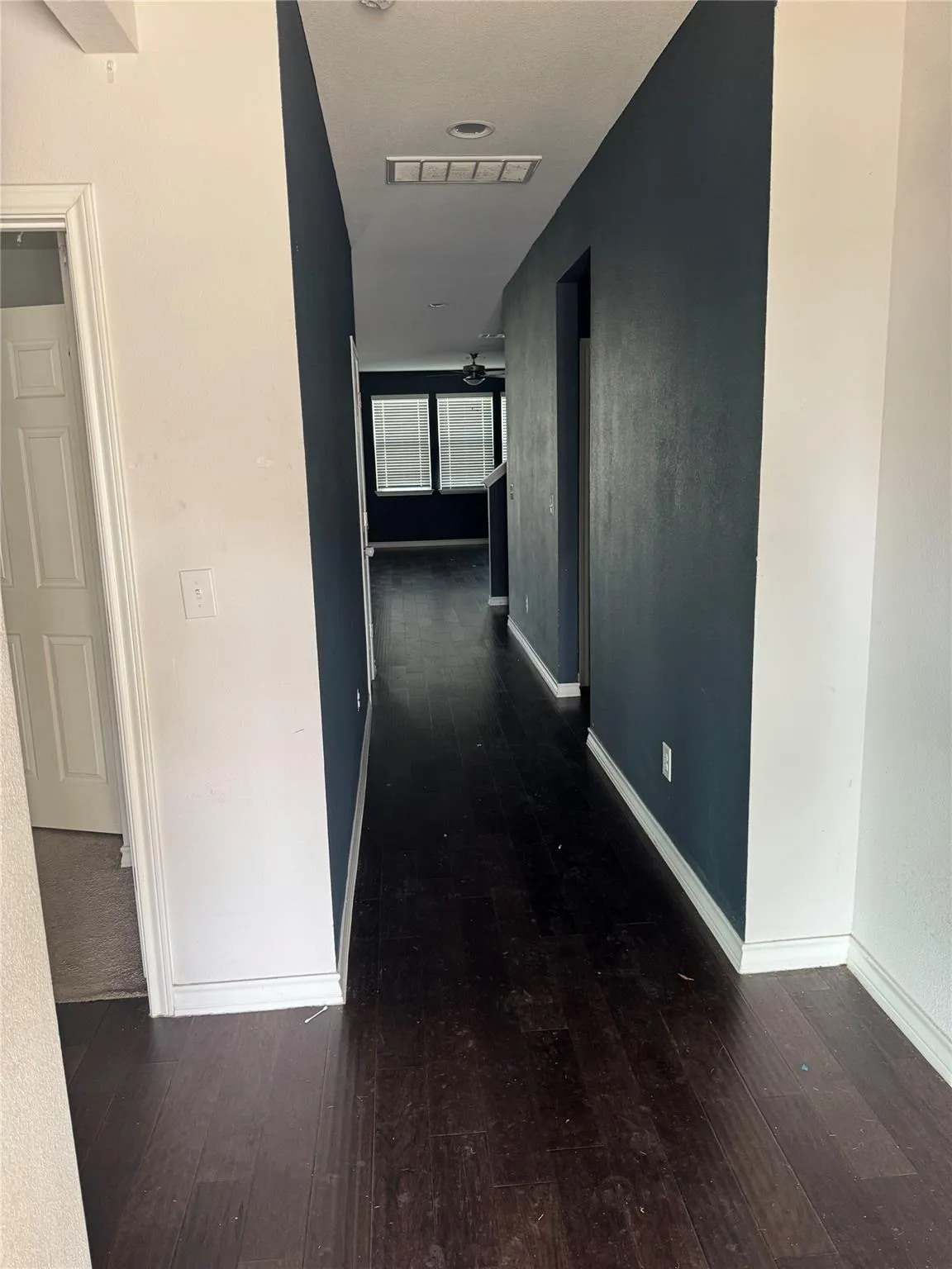 Photo 4 of 333 CAPSTONE RD