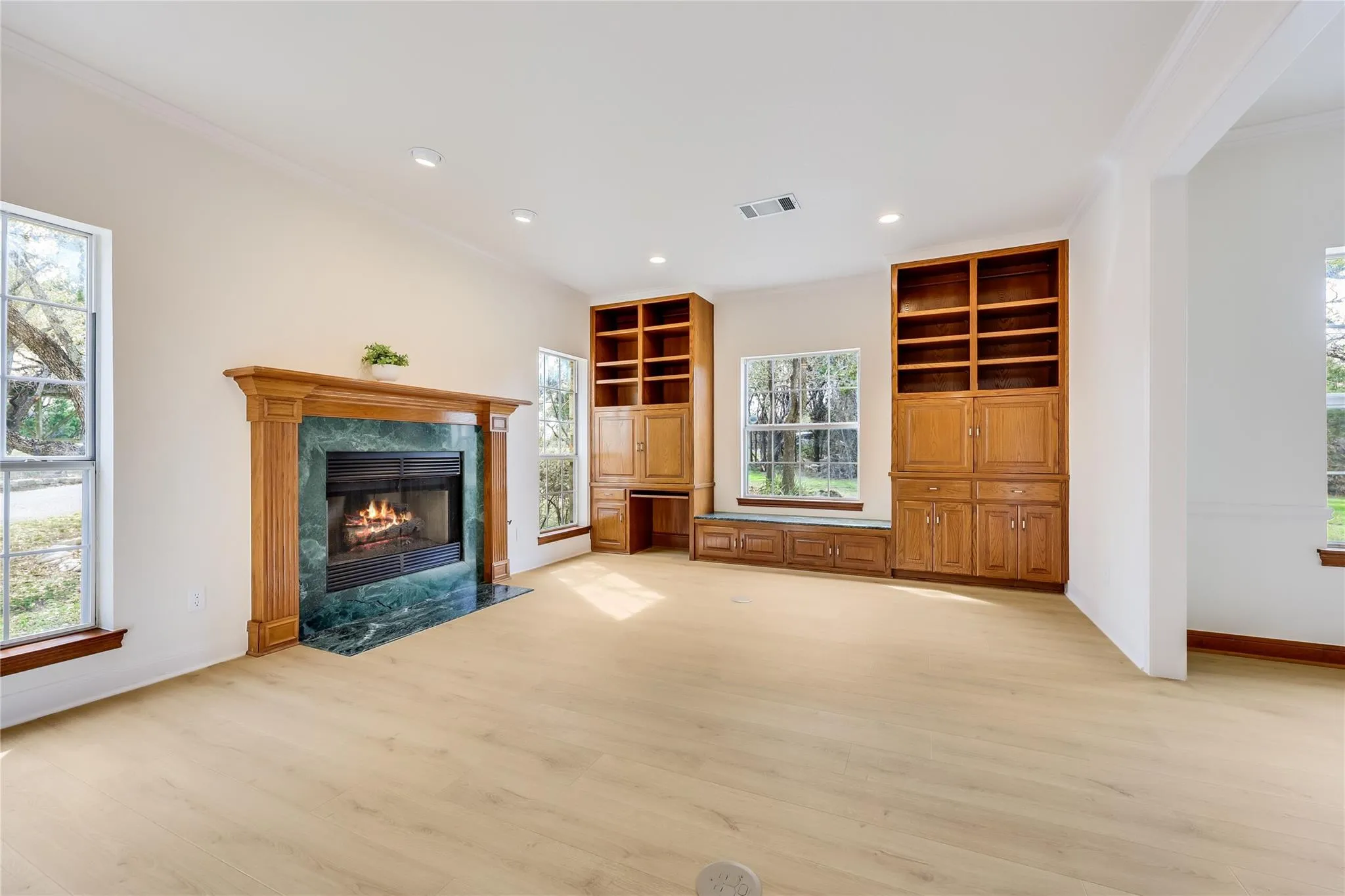 Photo 4 of 17706 N RIM DR