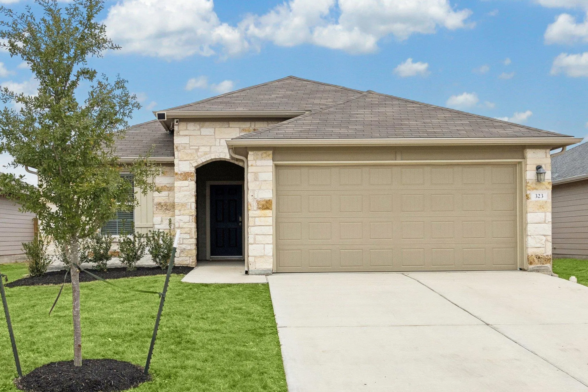 Photo of 323 SHIMMERING CV, San Marcos, TX, 78666