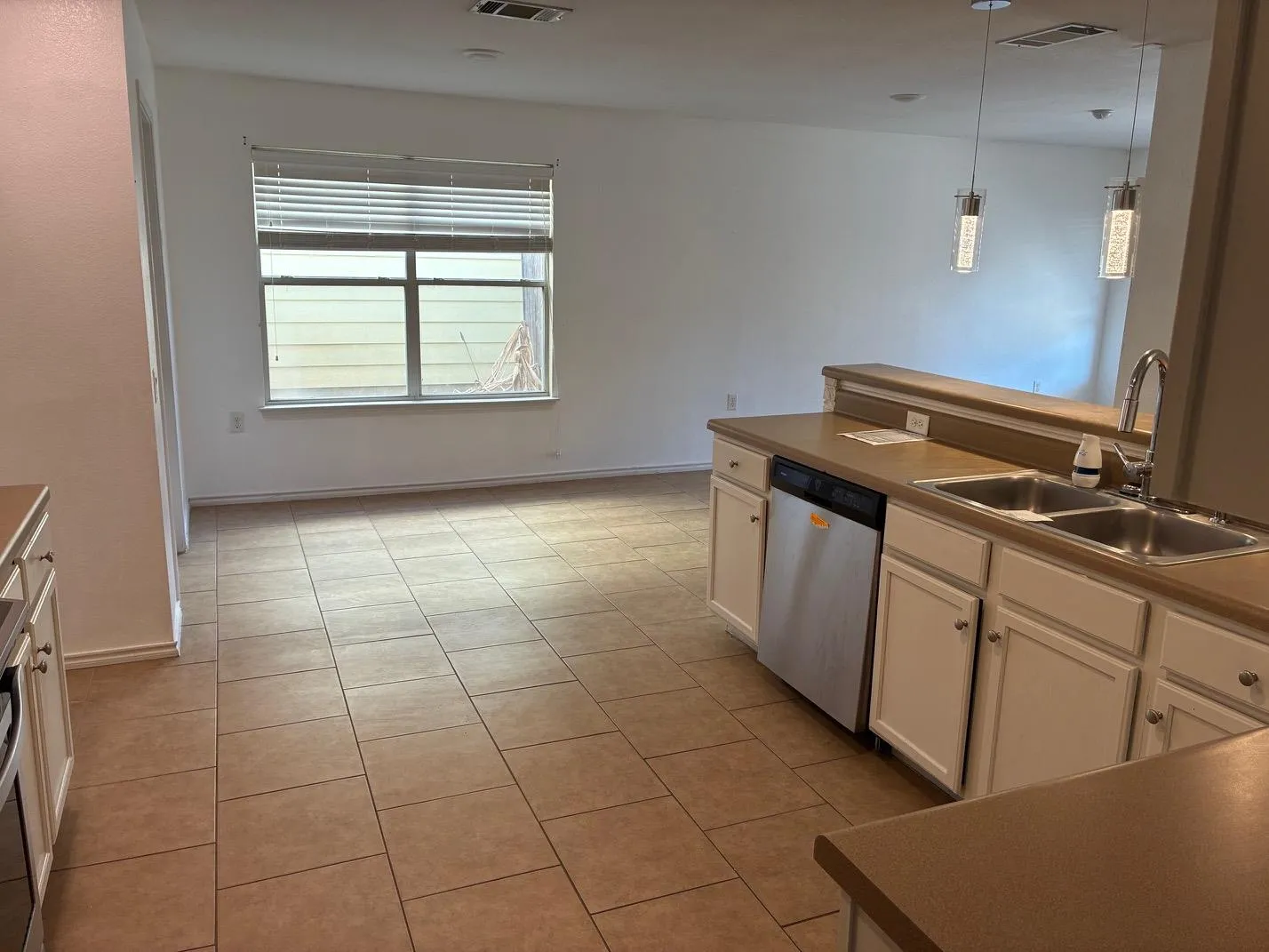Photo 3 of 12708 LA PAZ LN