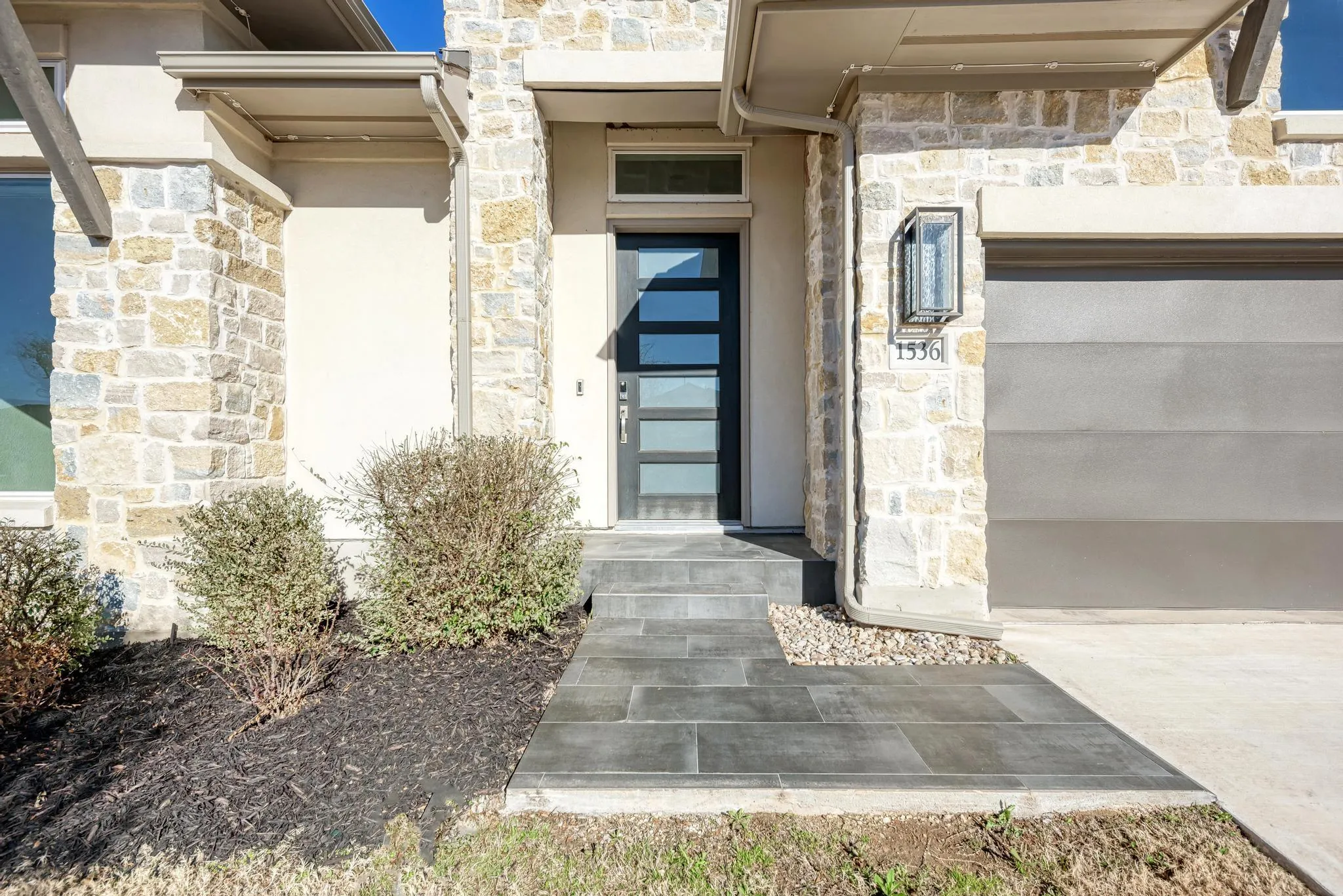 Photo 4 of 1536 CAYLEA BLUFF LN