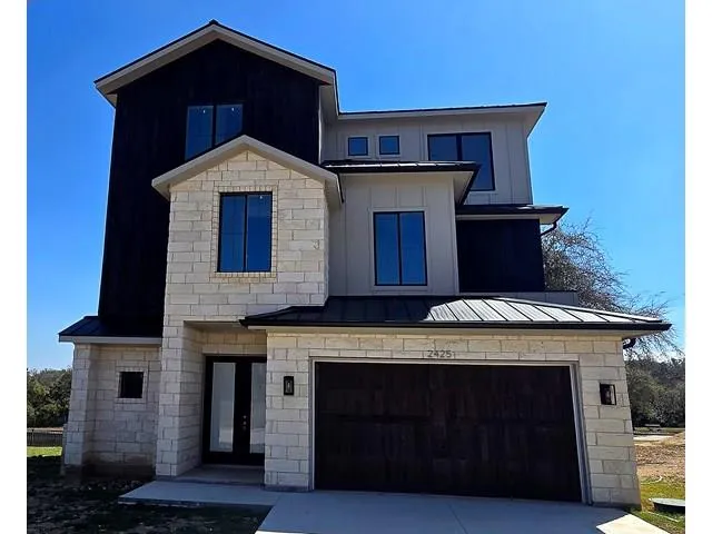Photo of 2425 BRUIN DR, Spicewood, TX, 78669