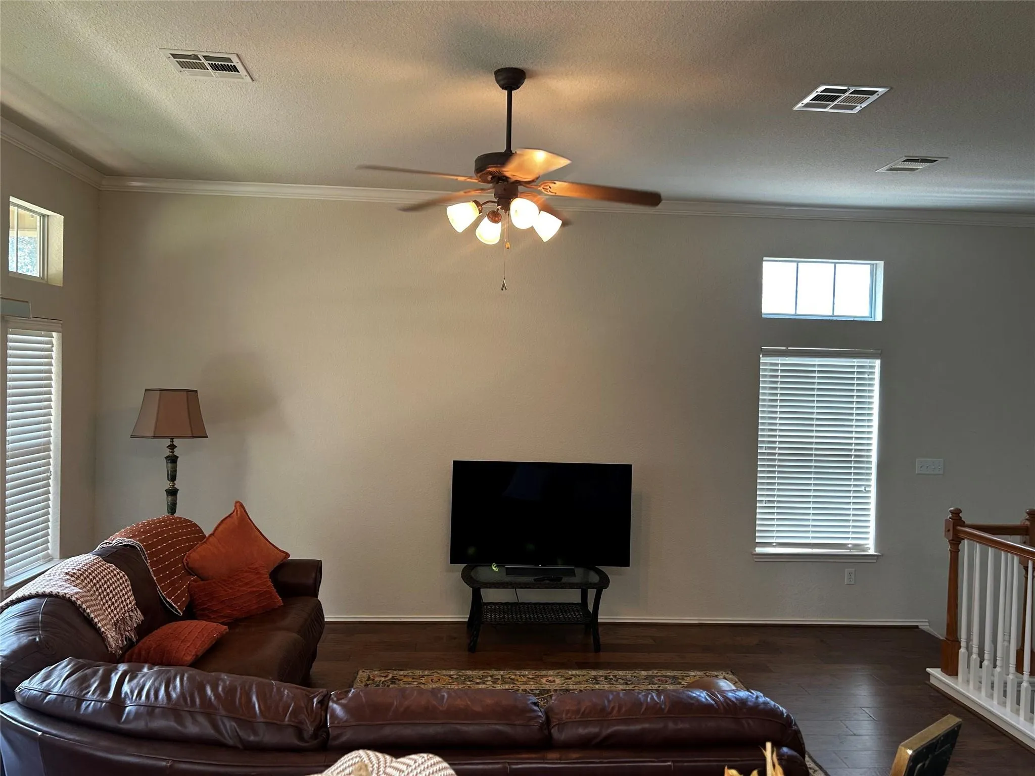 Photo 4 of 20945 WATERSIDE DR #23