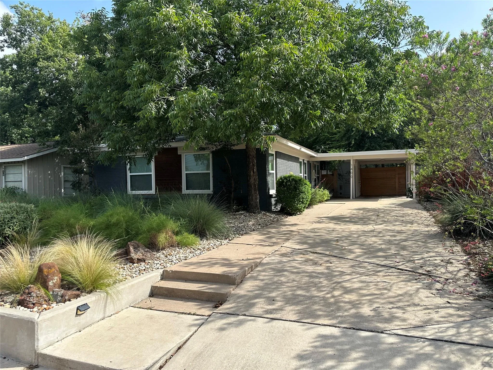 Photo of 1400 WESTMOOR DR, Austin, TX, 78723