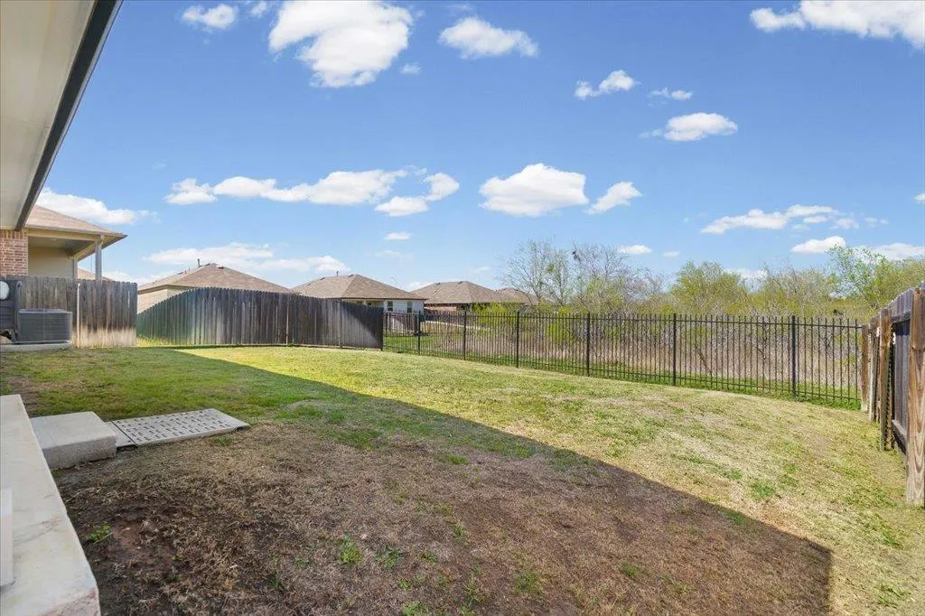 Photo of 19916 ANN RICHARDS AVE, Manor, TX, 78653