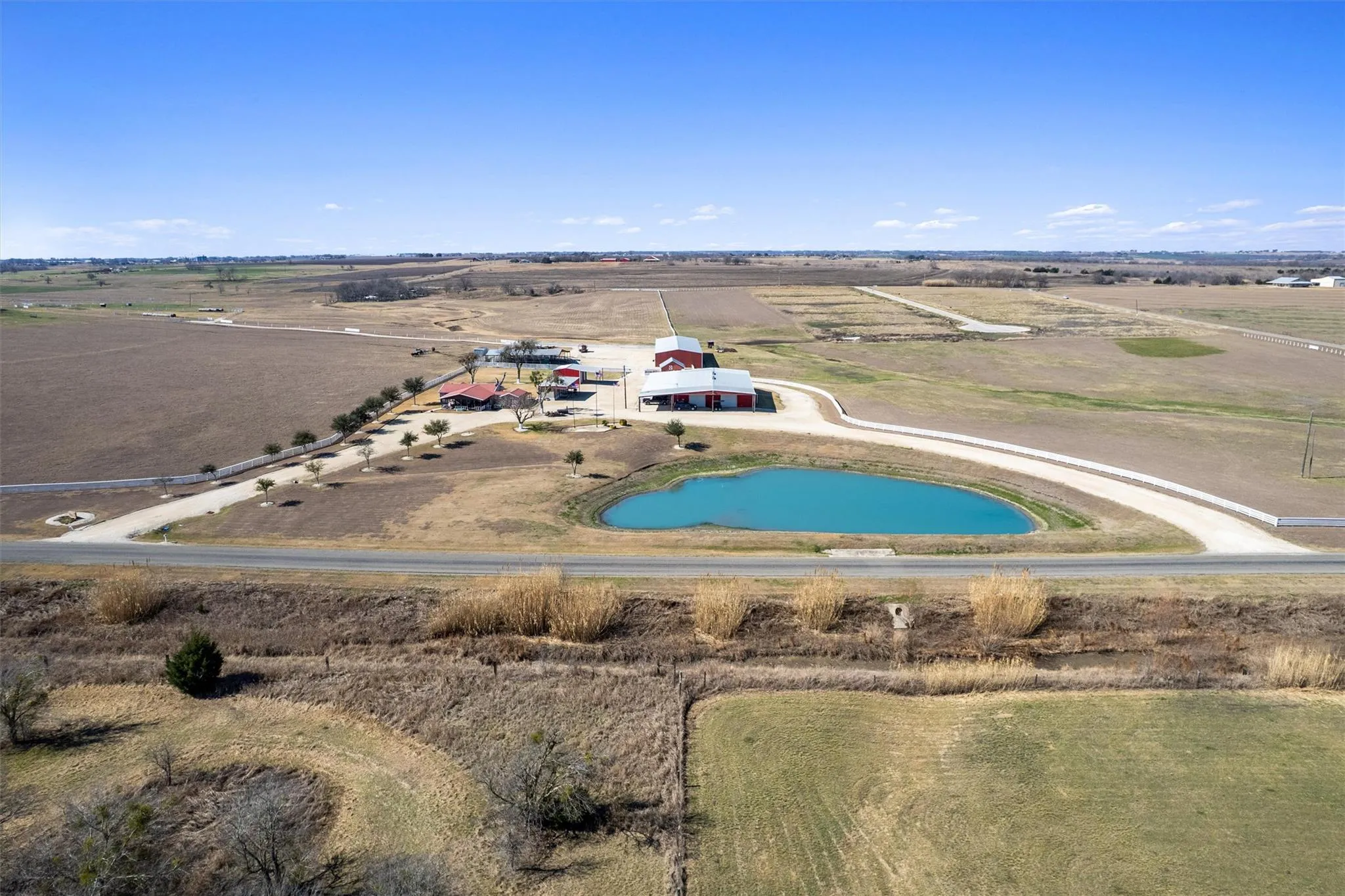 Photo of 5300 COUNTY ROAD 424, Taylor, TX, 76574