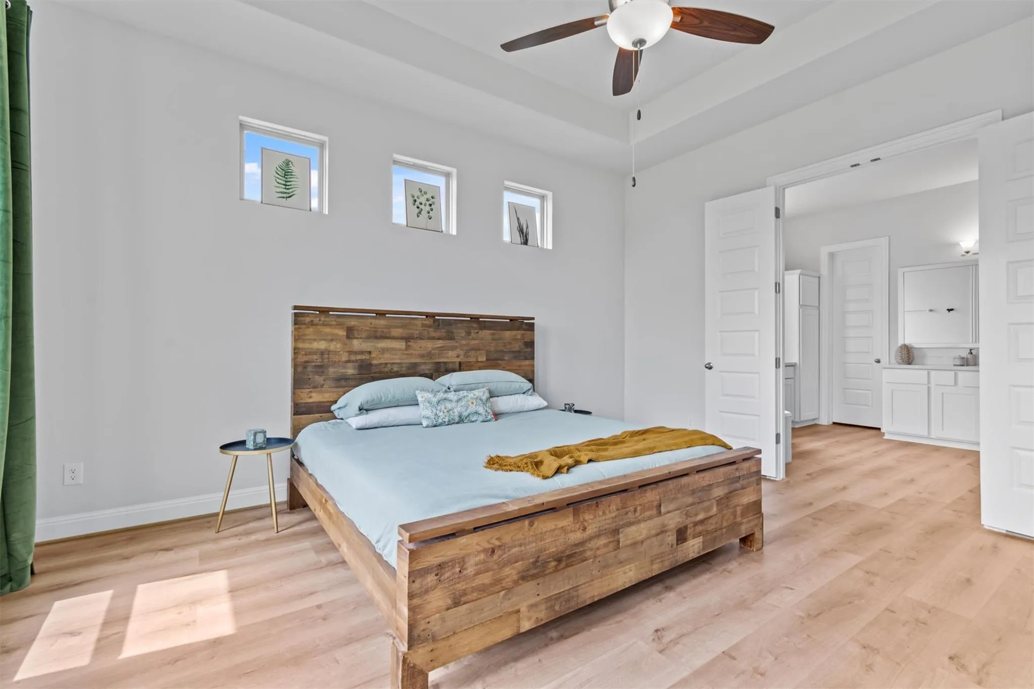 Photo 5 of 1412 SCENIC OAKS DR