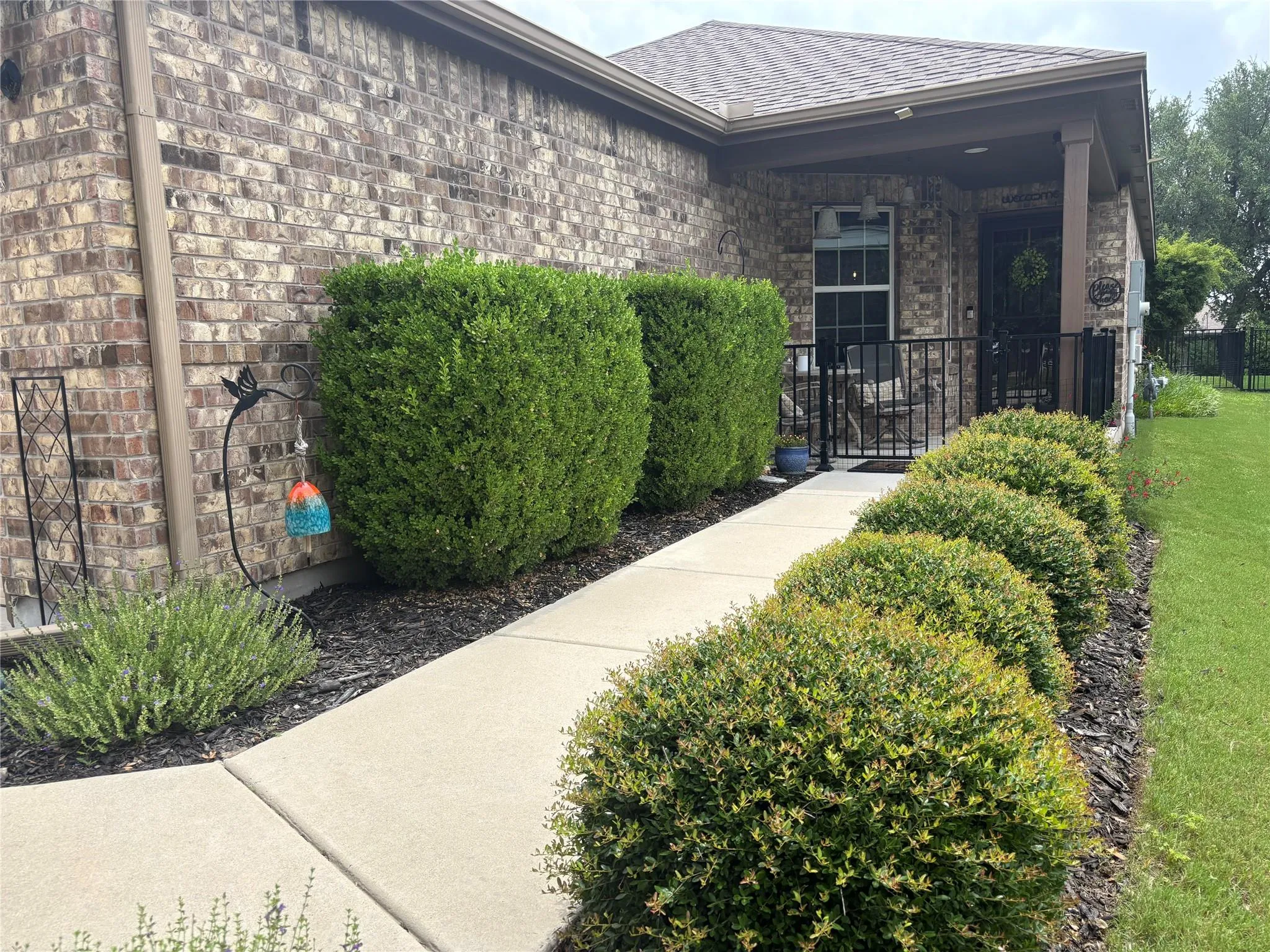 Photo 4 of 437 HOLIDAY CREEK LANE LN
