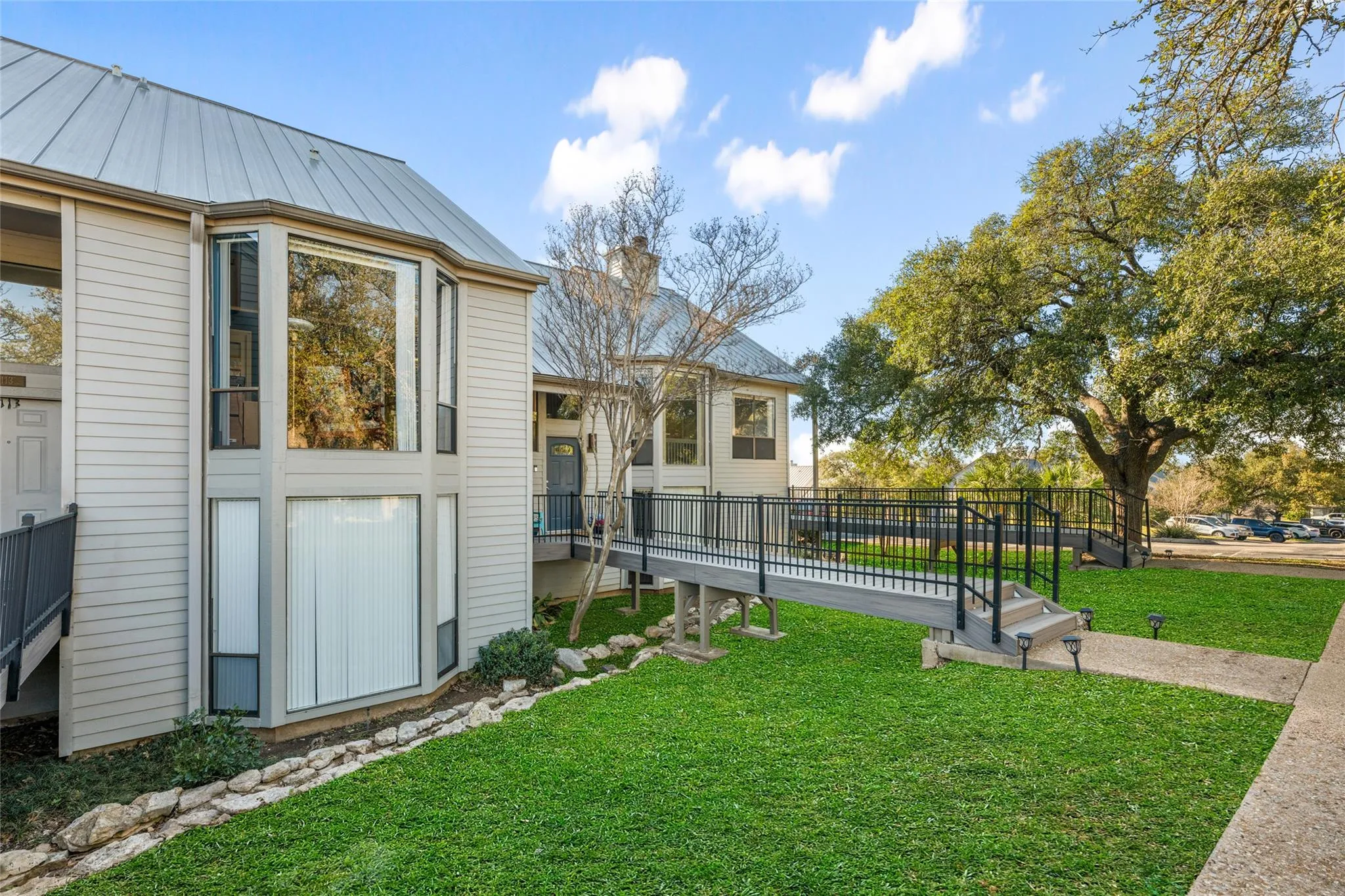 Photo of 114 WORLD OF TENNIS SQ #114, Lakeway, TX, 78738