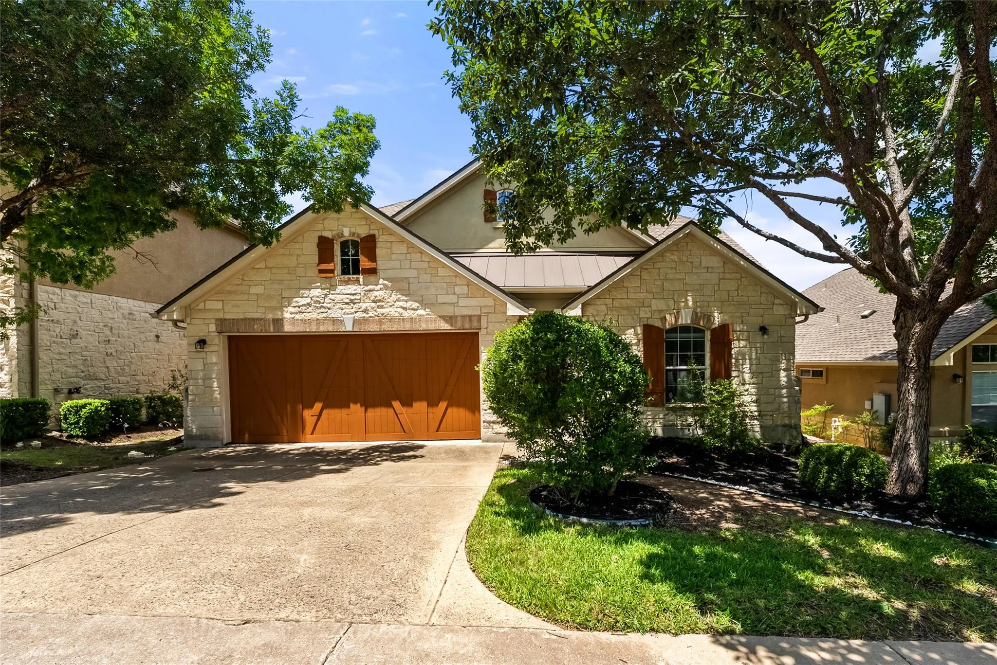 Photo 3 of 24 STONE TERRACE DR