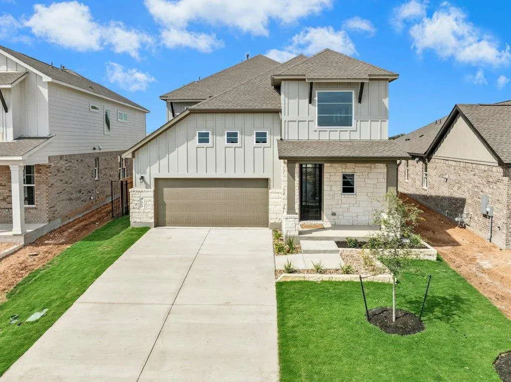 Photo of 404 AMISTA DR, Liberty Hill, TX, 78642