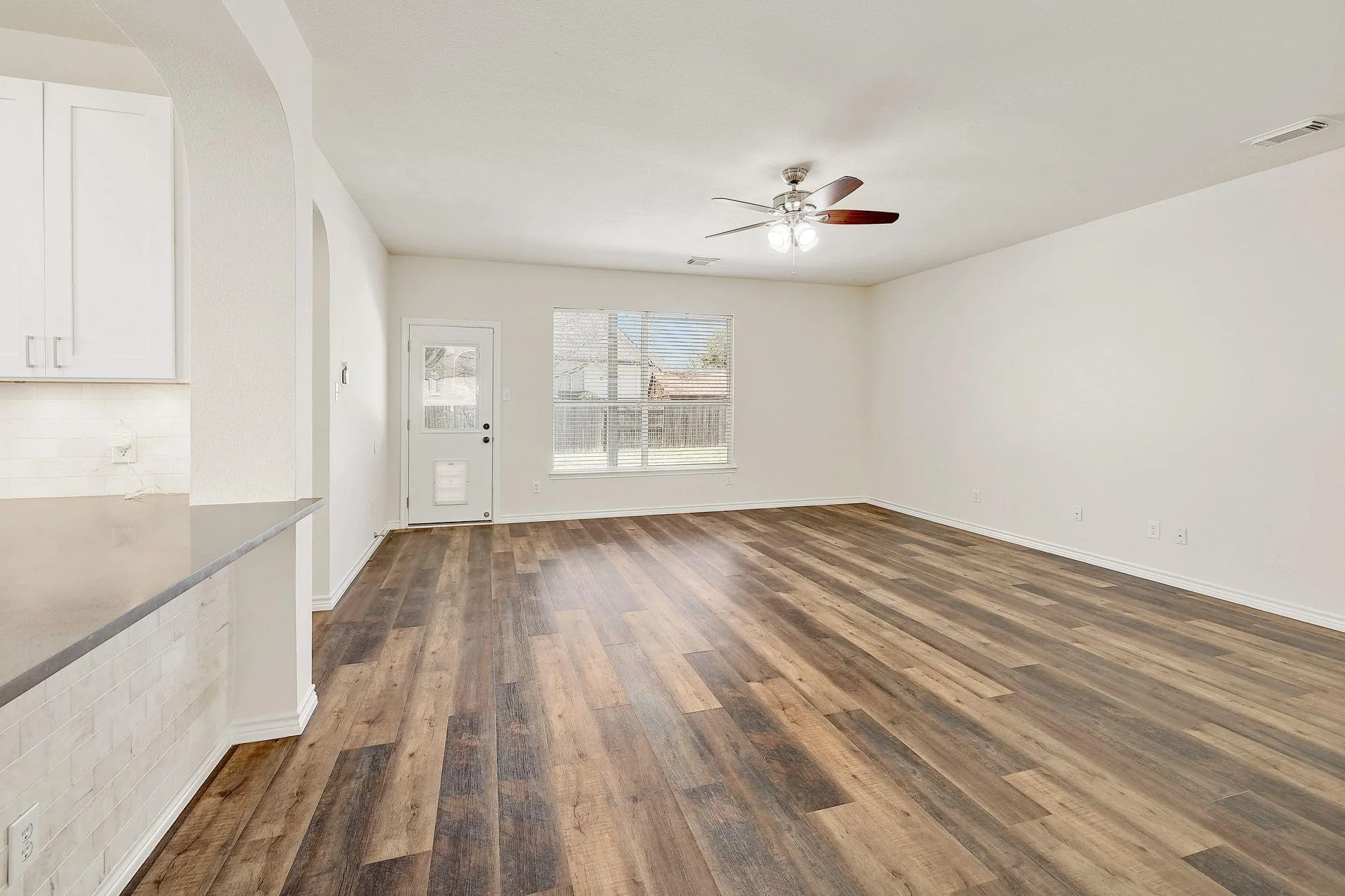 Photo 5 of 2307 HAYFIELD SQ