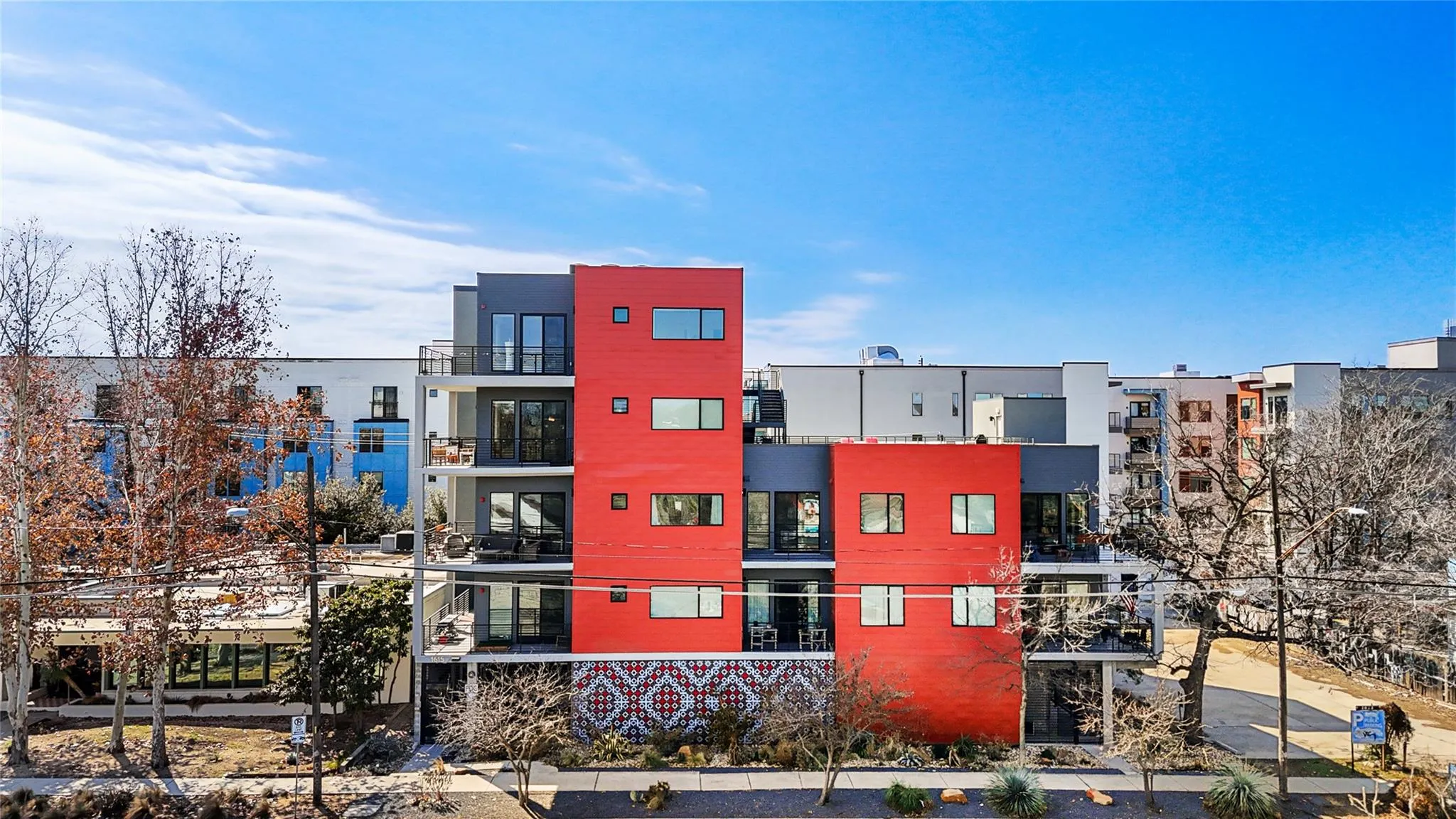 Photo 2 of 1615 E 7TH ST #208