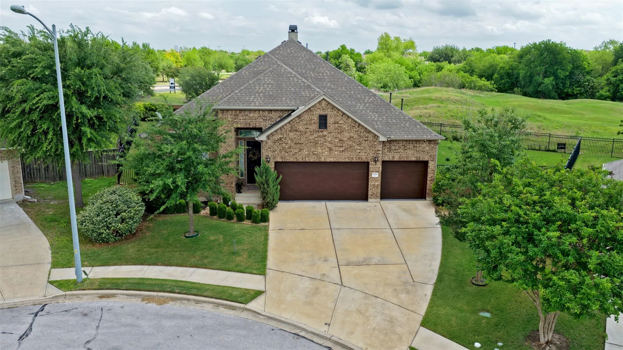 Photo 2 of 17028 JOHN MICHAEL DR