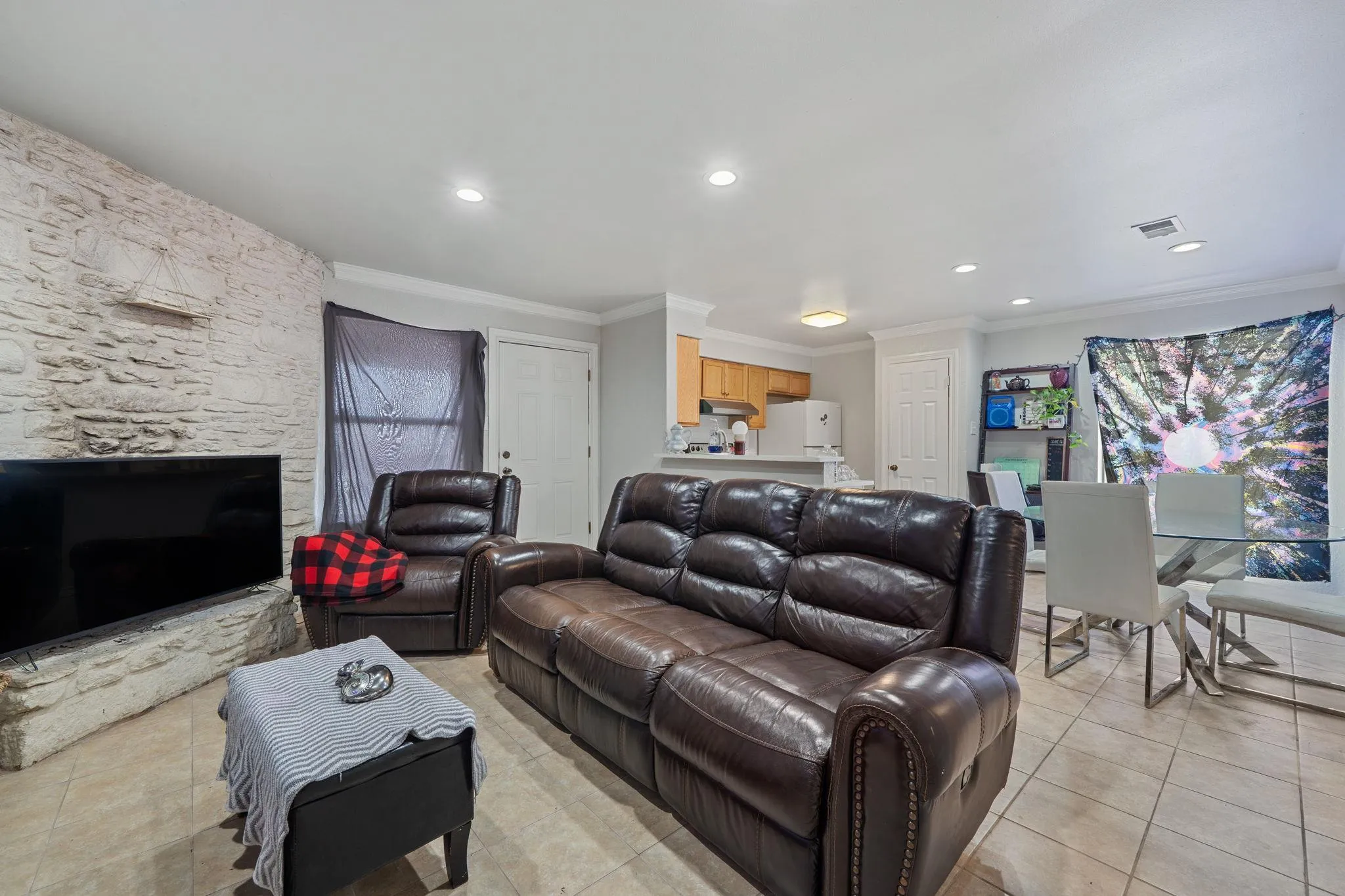 Photo 5 of 10205 BROWNIE DR