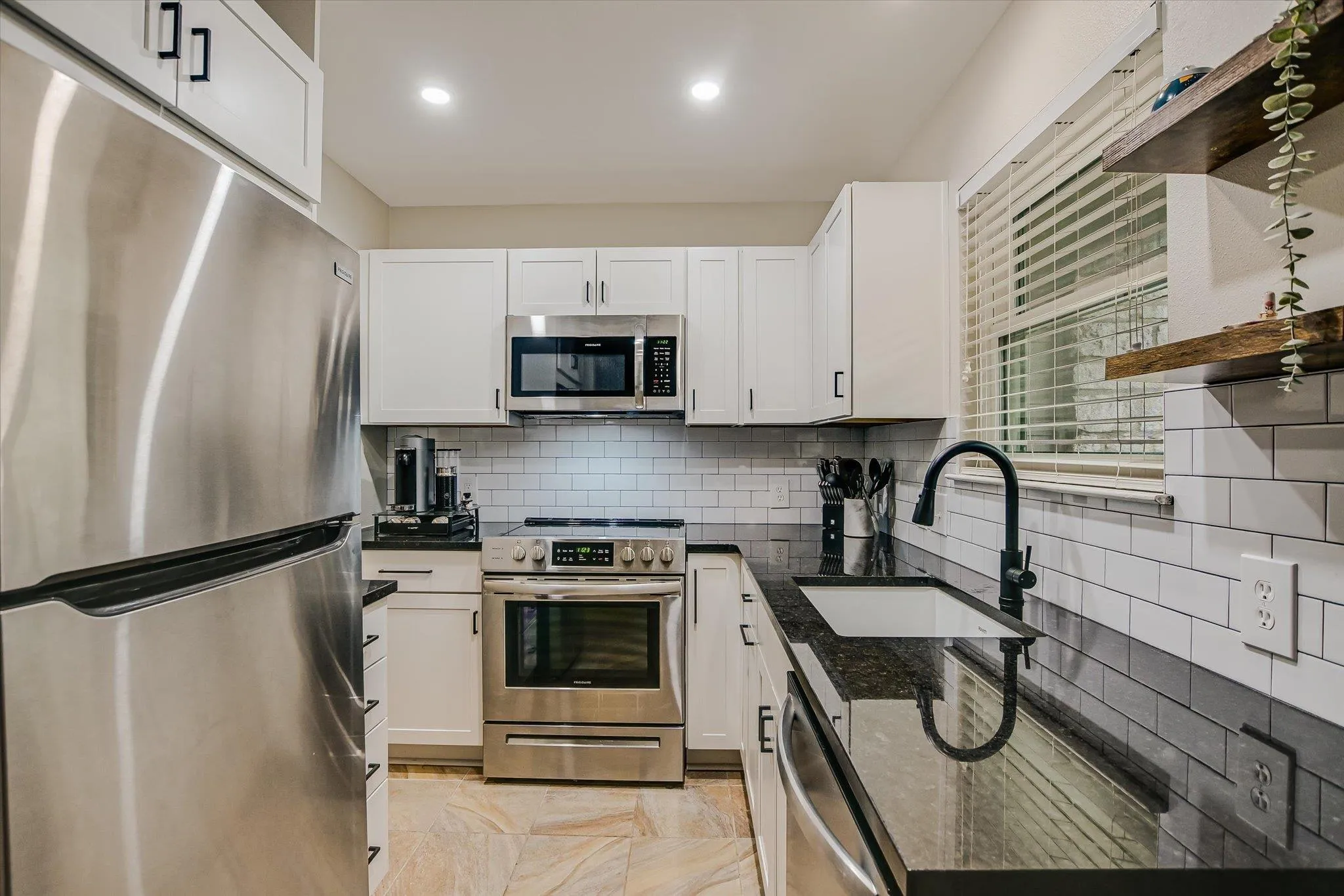Photo 4 of 9226 JOLLYVILLE RD #122