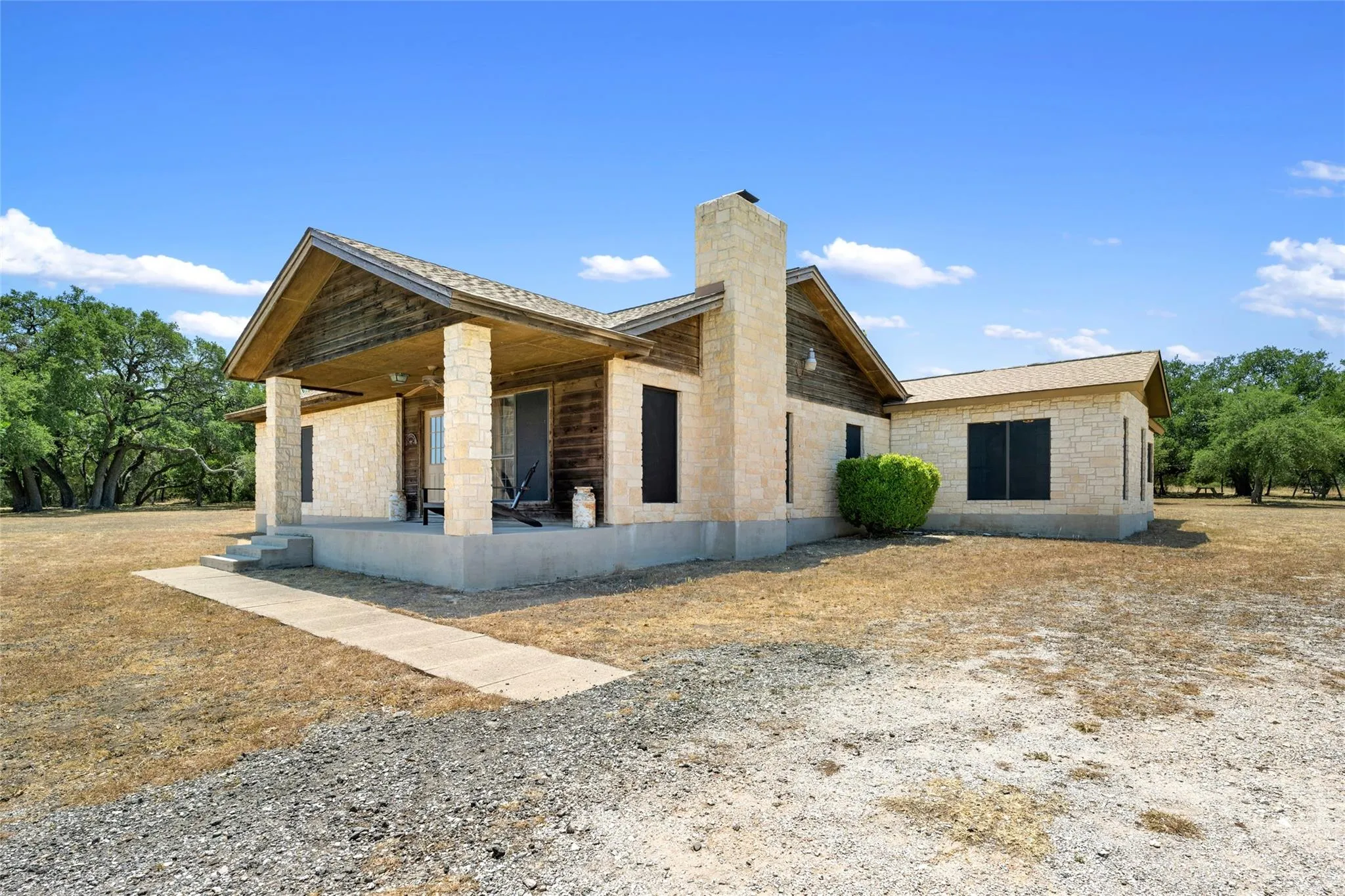 Photo of 120 CRAIGEN RD, Liberty Hill, TX, 78642