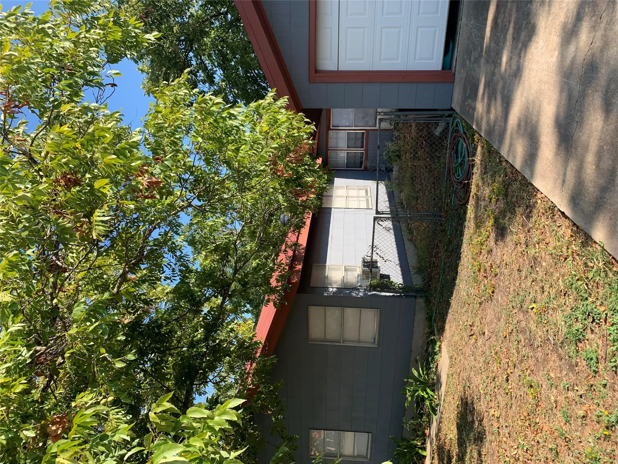 Photo of 709 W 11TH ST, Elgin, TX, 78621