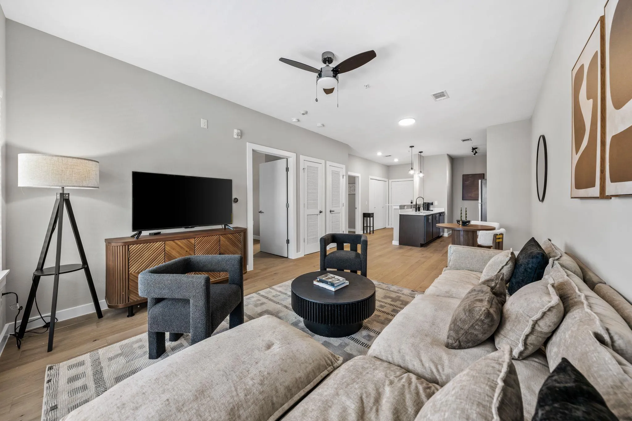 Photo of 2505 THORNTON RD #2211, Austin, TX, 78704