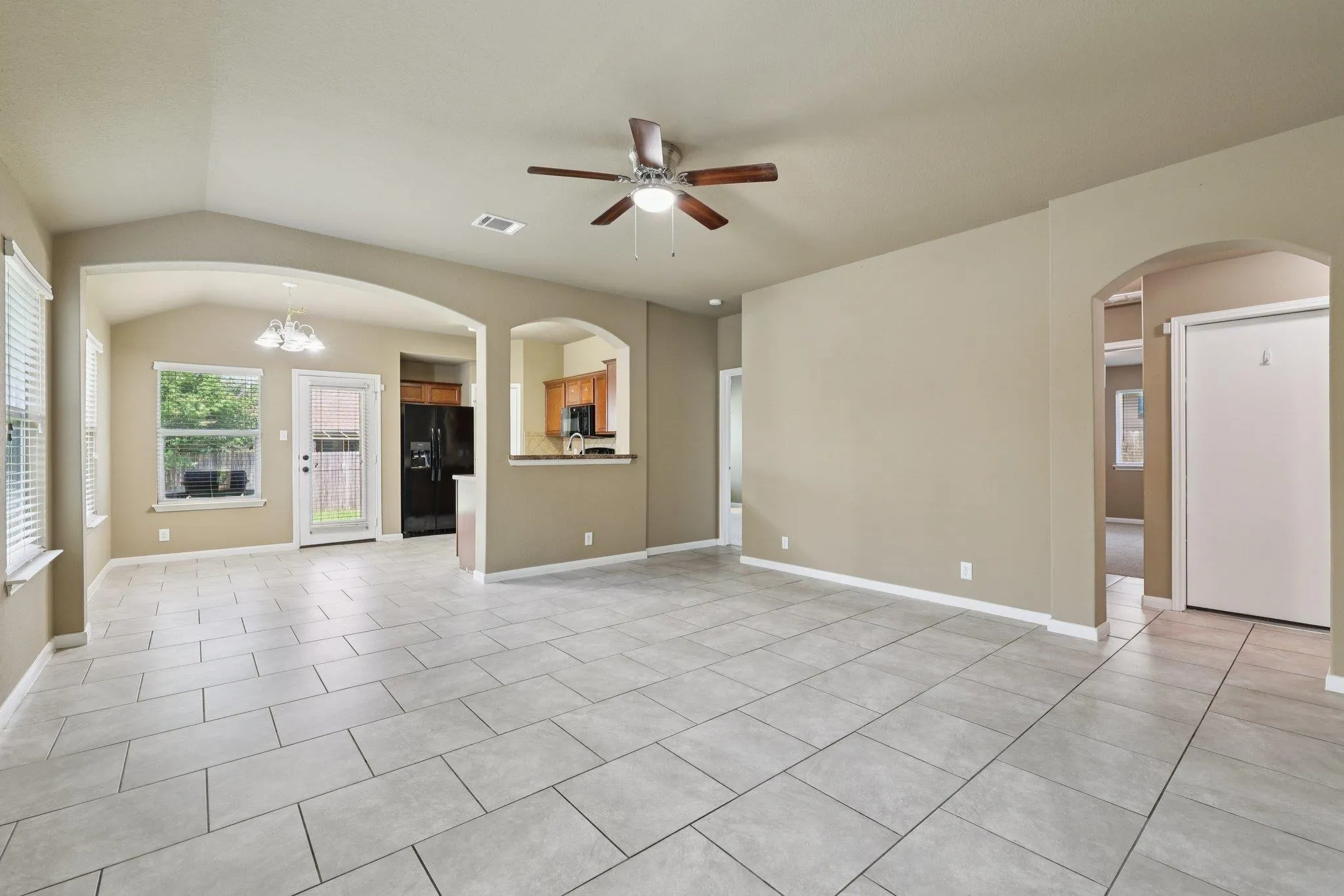 Photo 5 of 105 CASITA CV