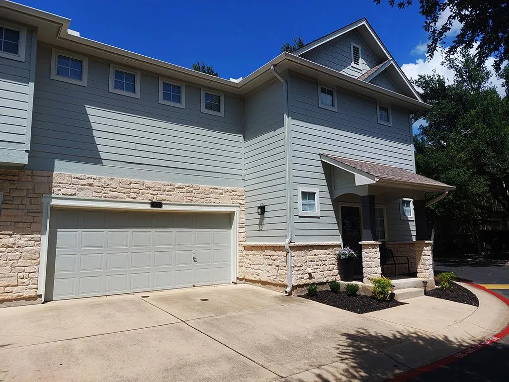 Photo 3 of 8518 CAHILL DR #43