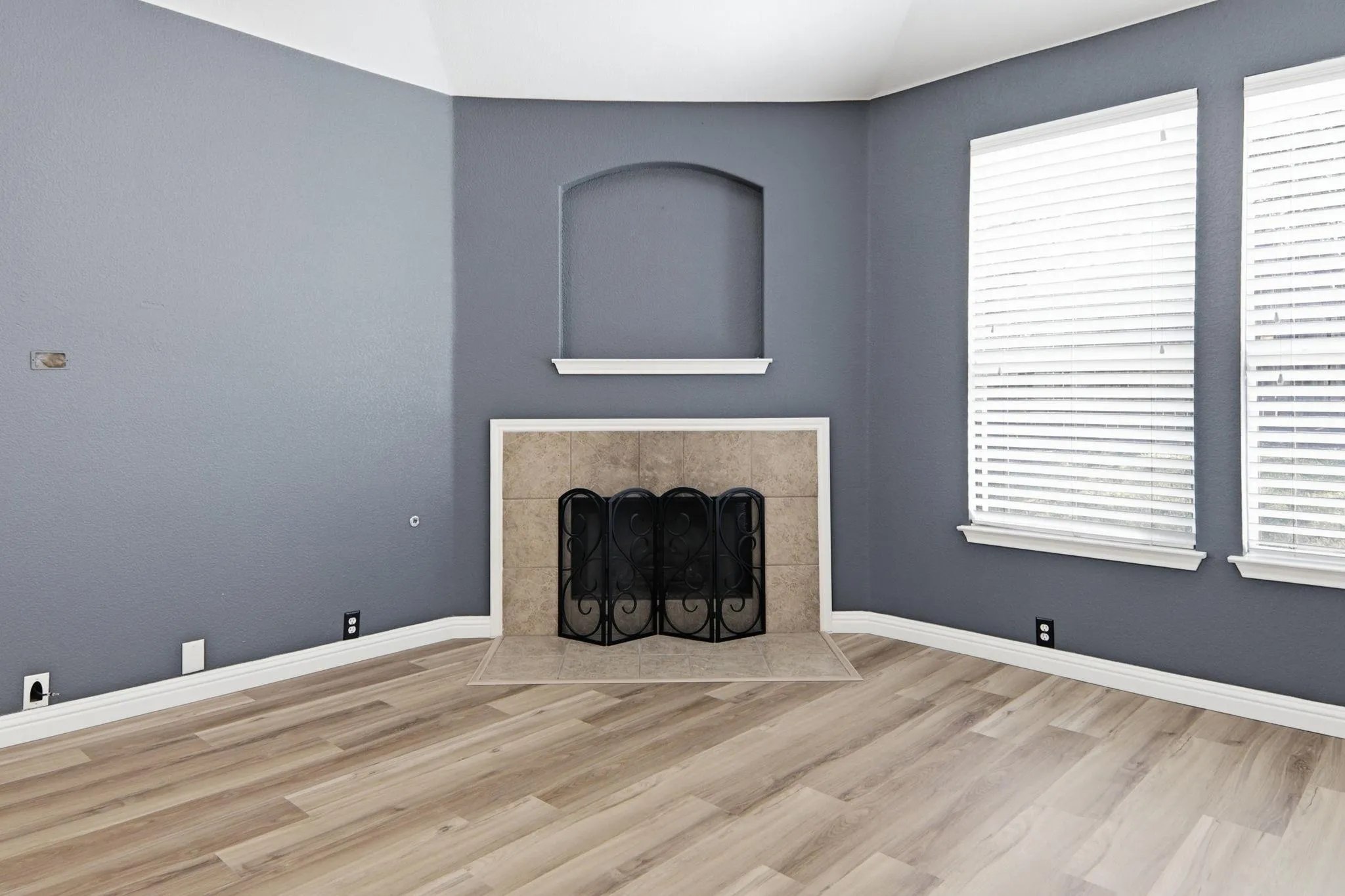 Photo 5 of 2157 PARADISE RIDGE DR