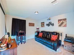 Photo 4 of 165 SATSUMA DR