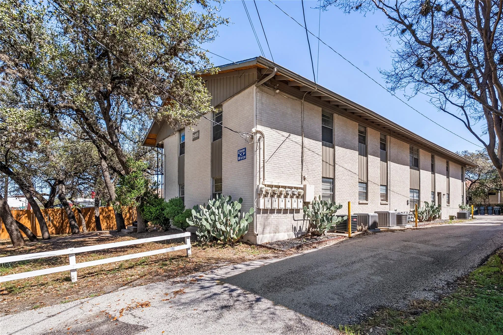 Photo of 2411 S 5TH ST, Austin, TX, 78704