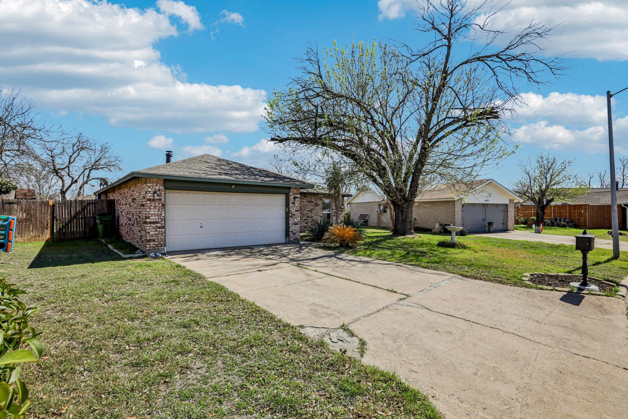 Photo 5 of 1107 LONG MEADOW DR