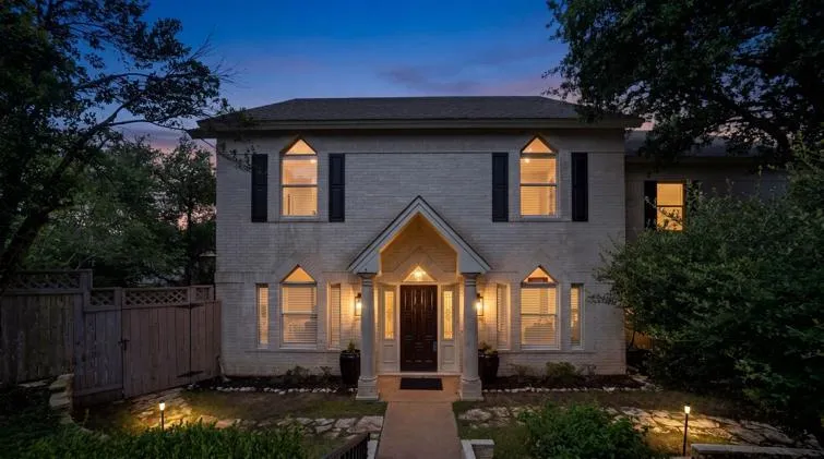 Photo of 9402 BLUEGRASS DR, Austin, TX, 78759