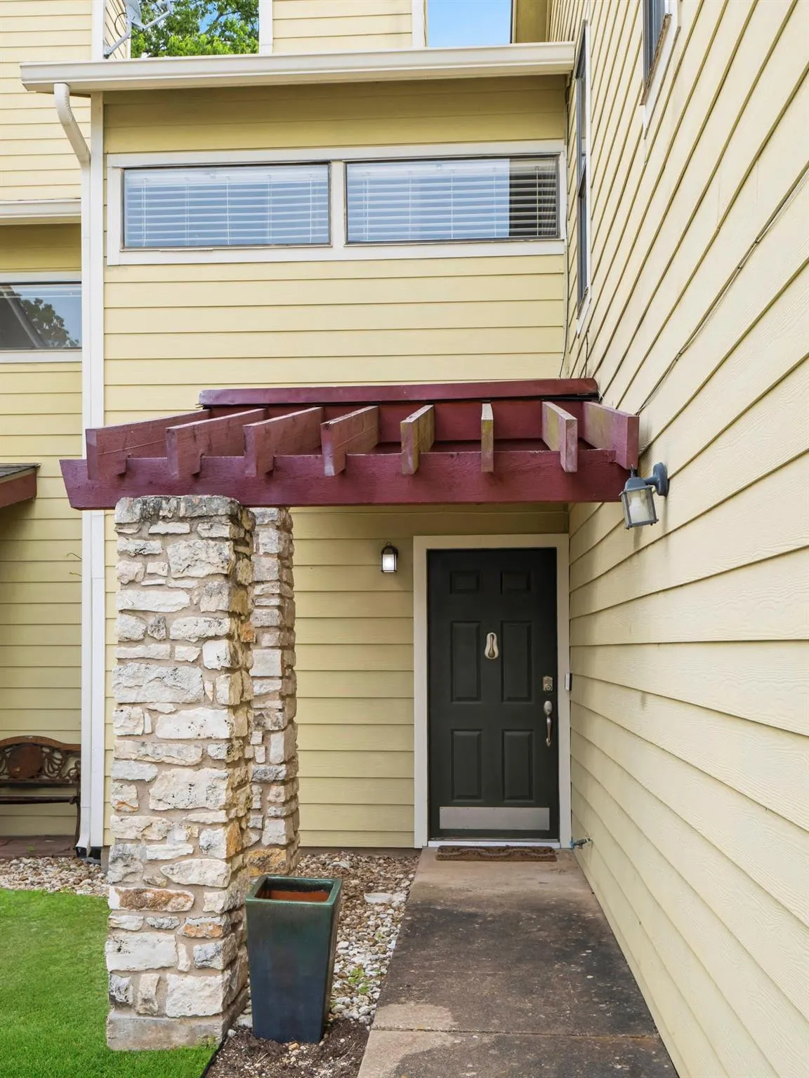 Photo of 512 EBERHART LN #204, Austin, TX, 78745