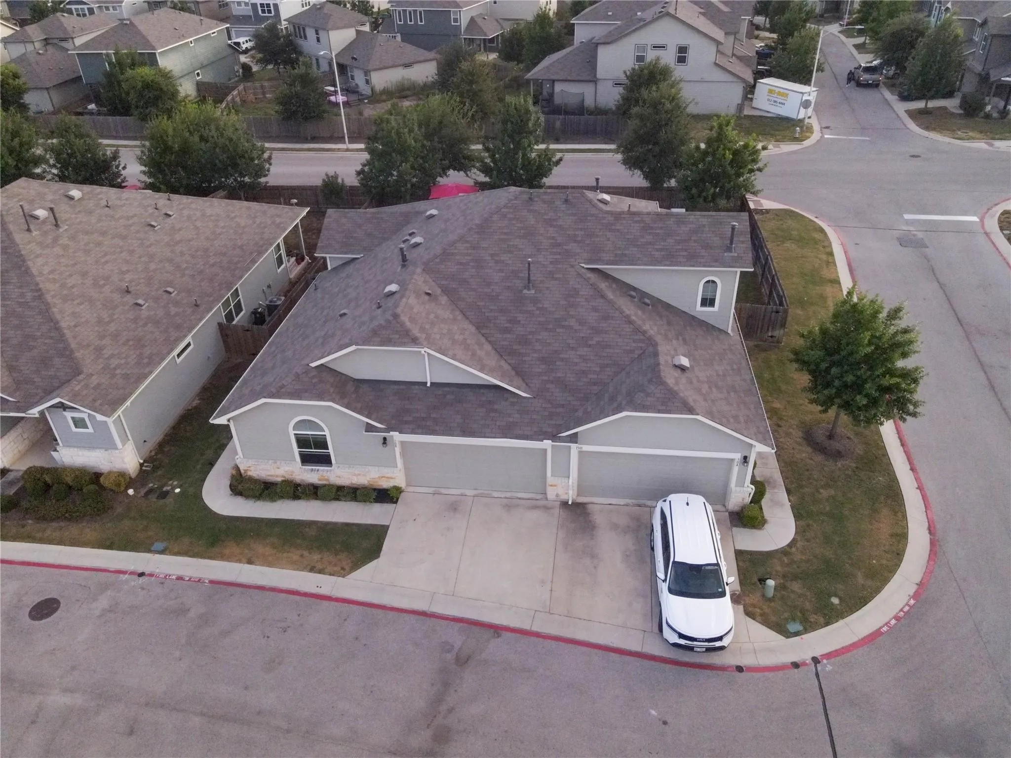 Photo 3 of 1501 GROPIUS LN #30B