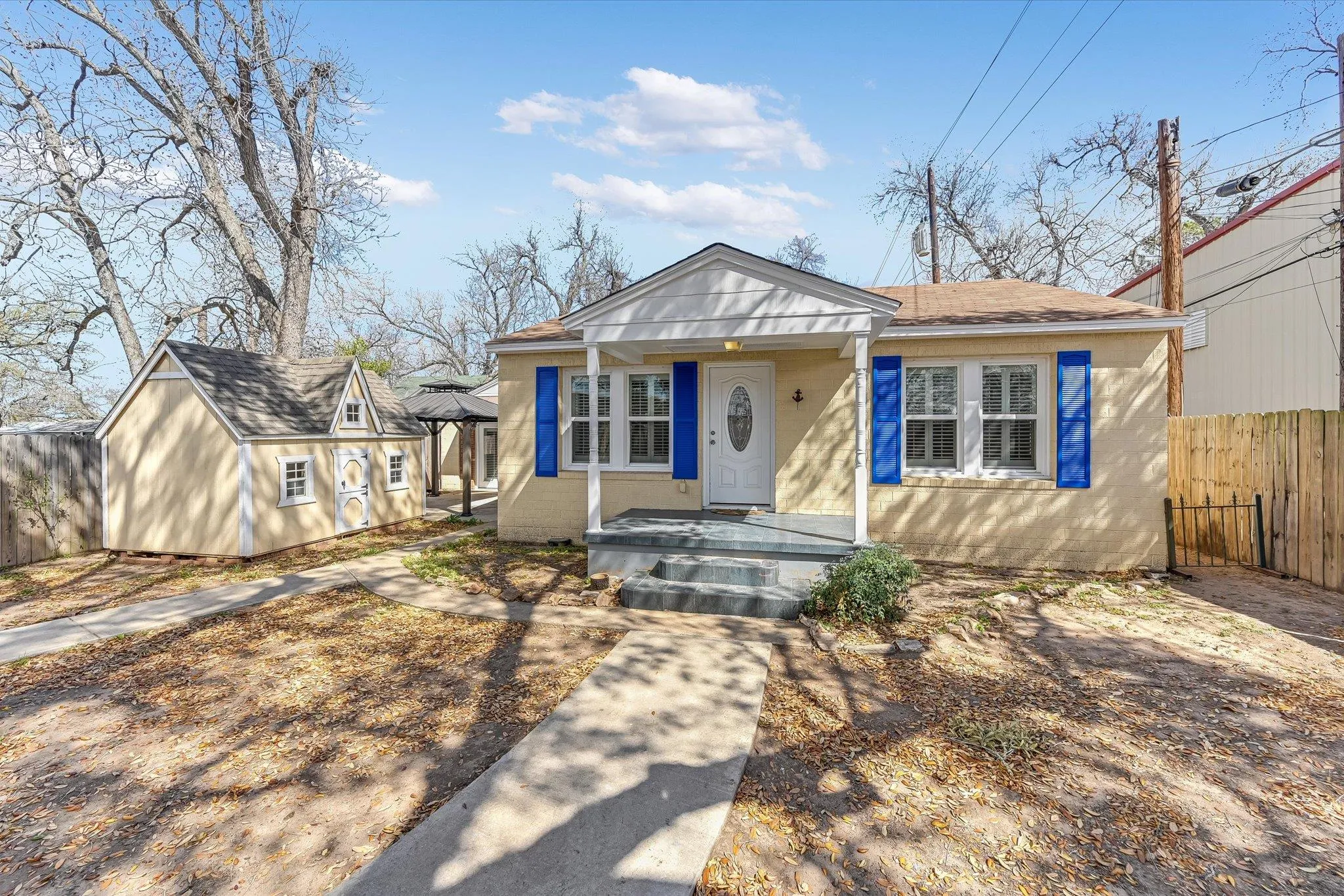 Photo of 318 NW LOOP 230 HIGHWAY, Smithville, TX, 78957