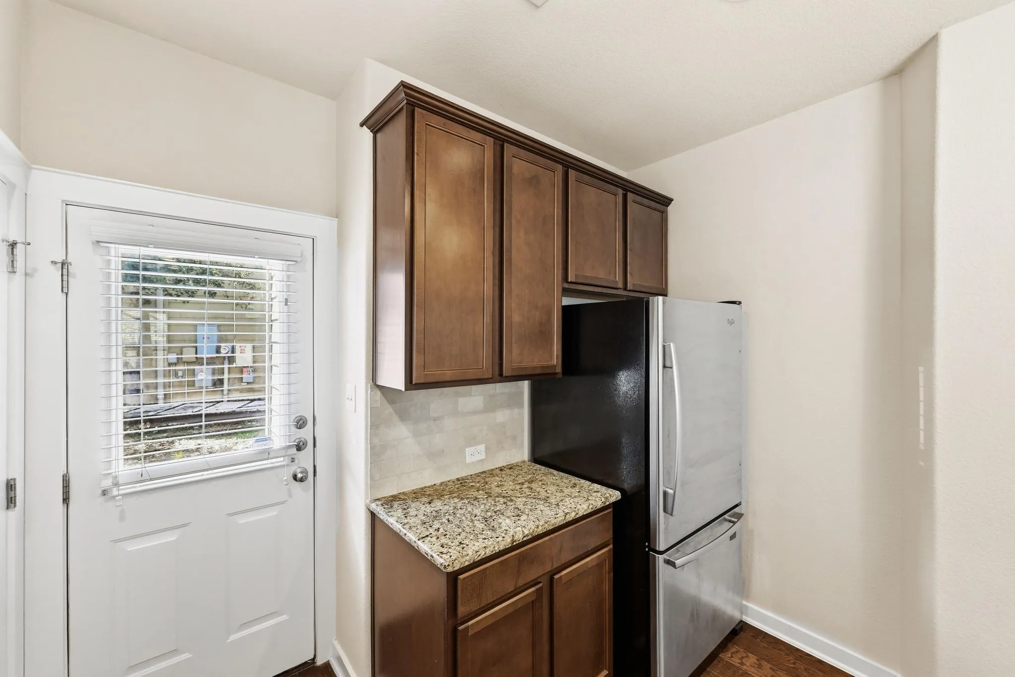 Photo 5 of 2101 RIVERS EDGE WAY #32