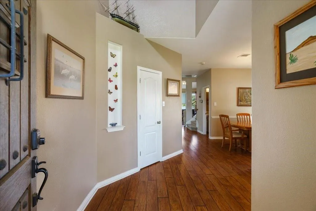 Photo of 324 BLOOMSBURY DR, Kyle, TX, 78640