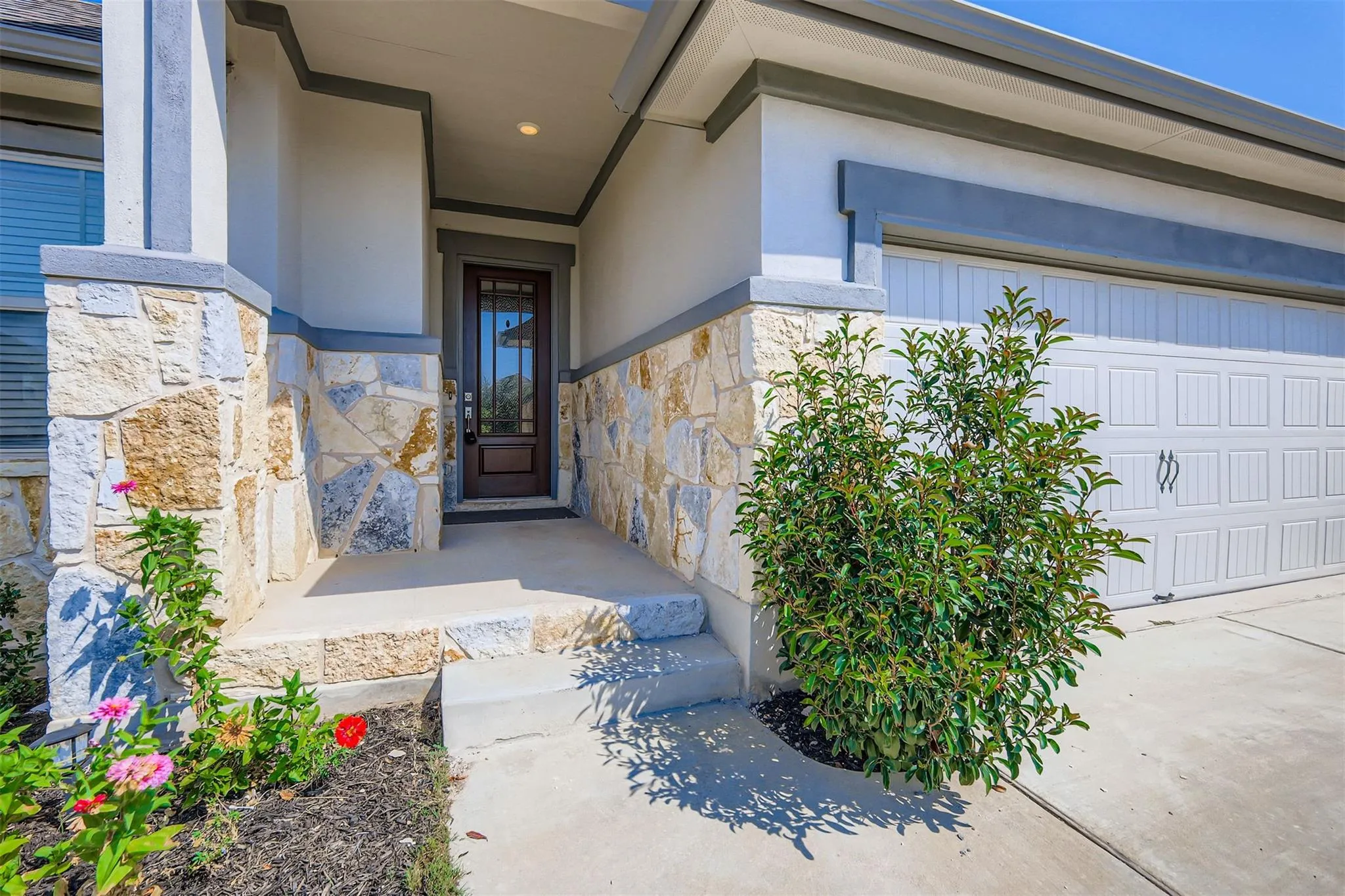 Photo 4 of 154 EAGLE FORD DR
