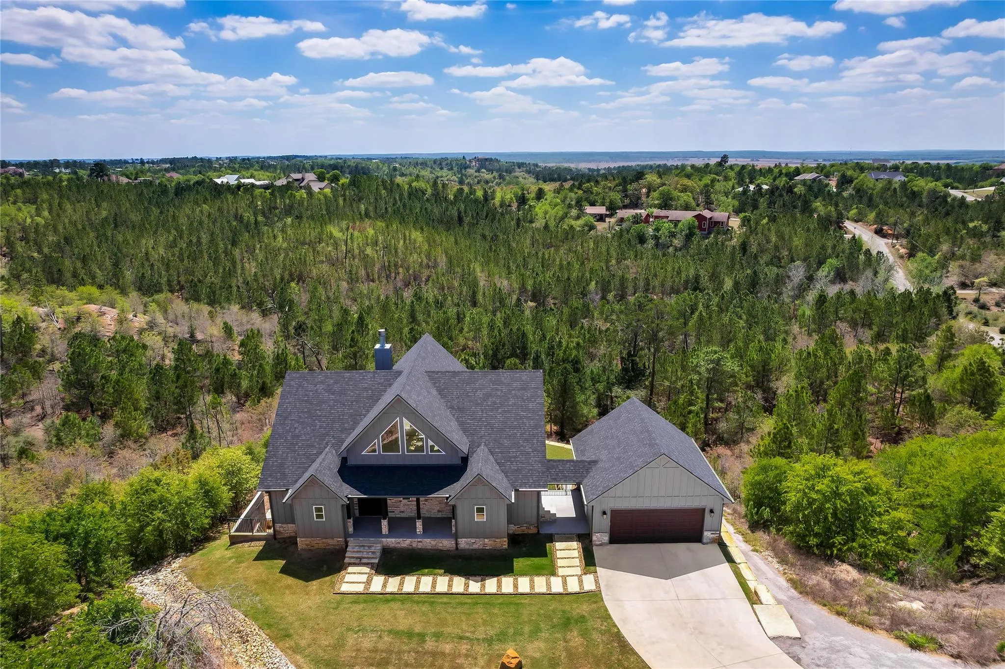 Photo 2 of 169 TALL FOREST DR