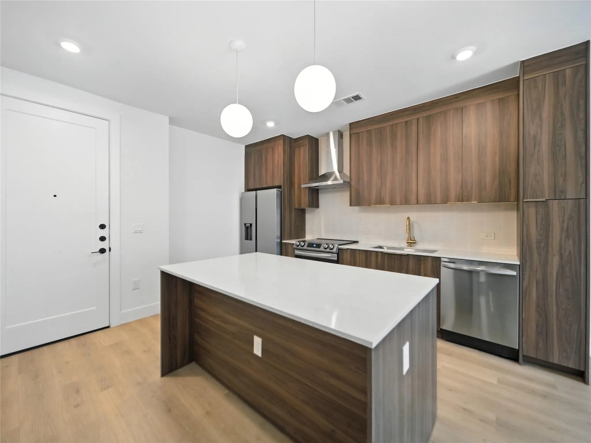 Photo of 1701 SIMOND AVE #302, Austin, TX, 78723
