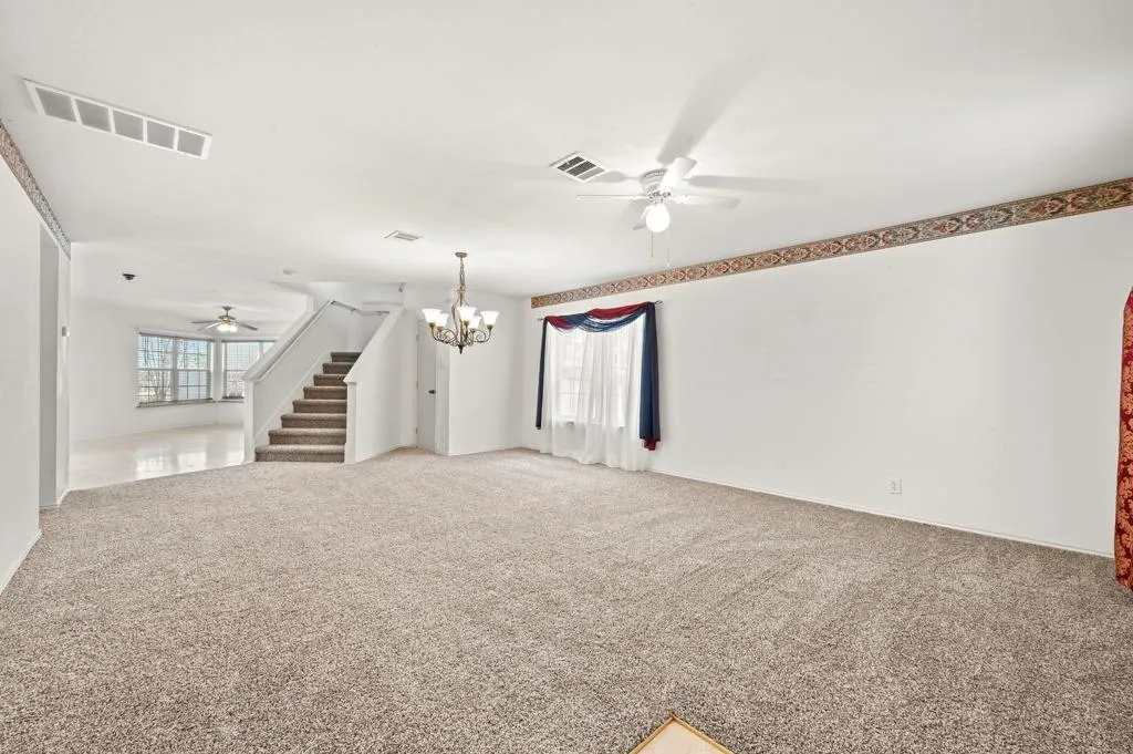 Photo 3 of 83 ELM HILL CT