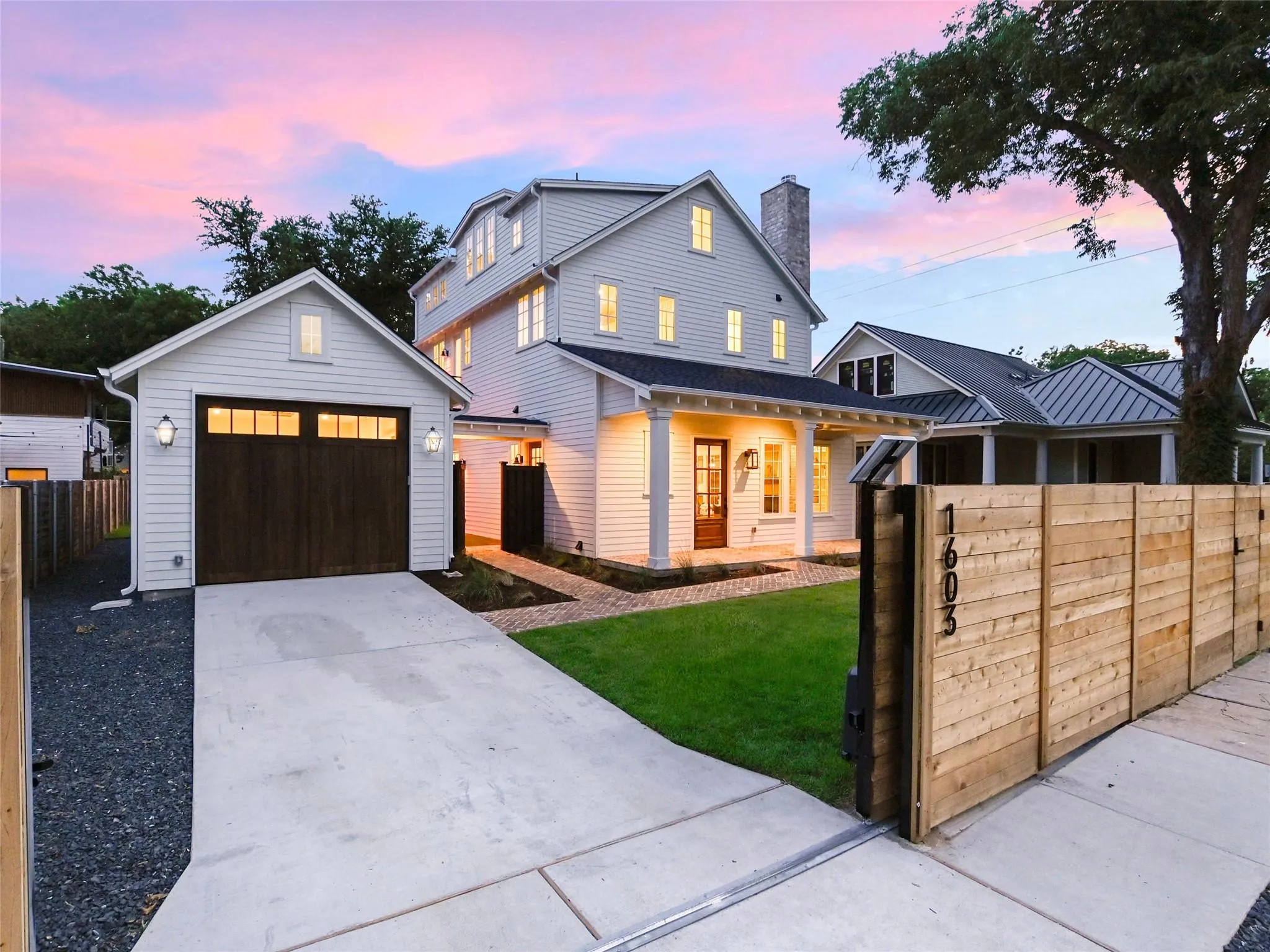 Photo of 1603 WILLOW ST, Austin, TX, 78702