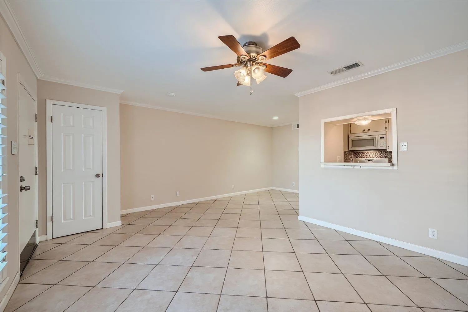 Photo 4 of 7920 ROCKWOOD LN #203