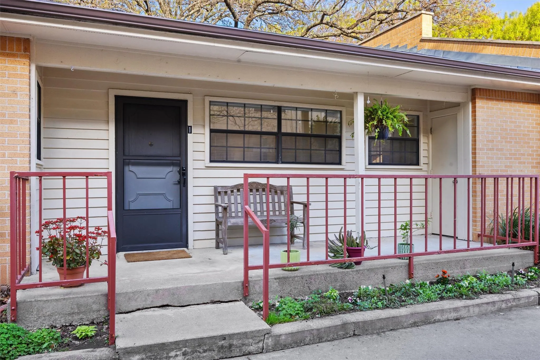 Photo of 2301 LAWNMONT AVE #1, Austin, TX, 78756