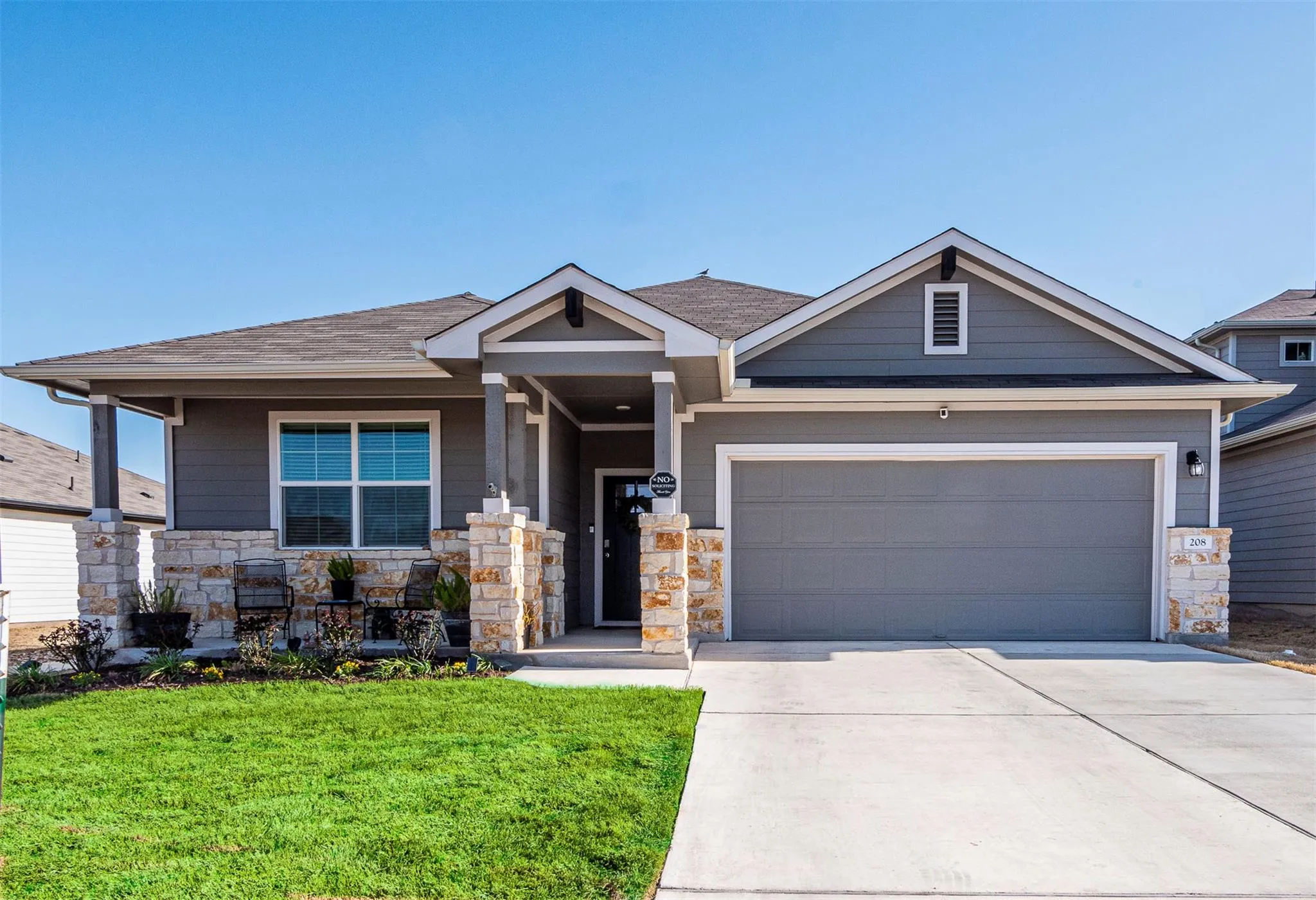 Photo of 208 GREENS BAYOU TRL, Hutto, TX, 78634