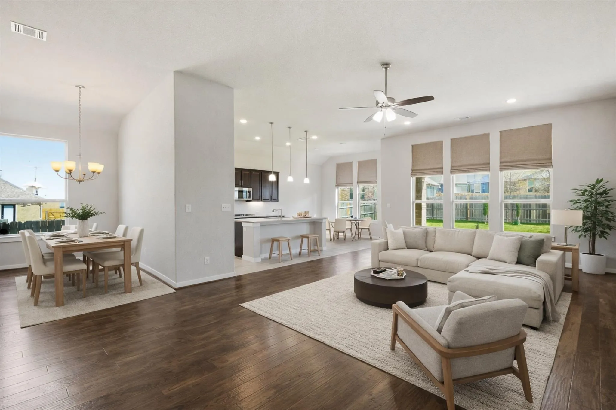 Photo 3 of 6711 CALABRIA DR