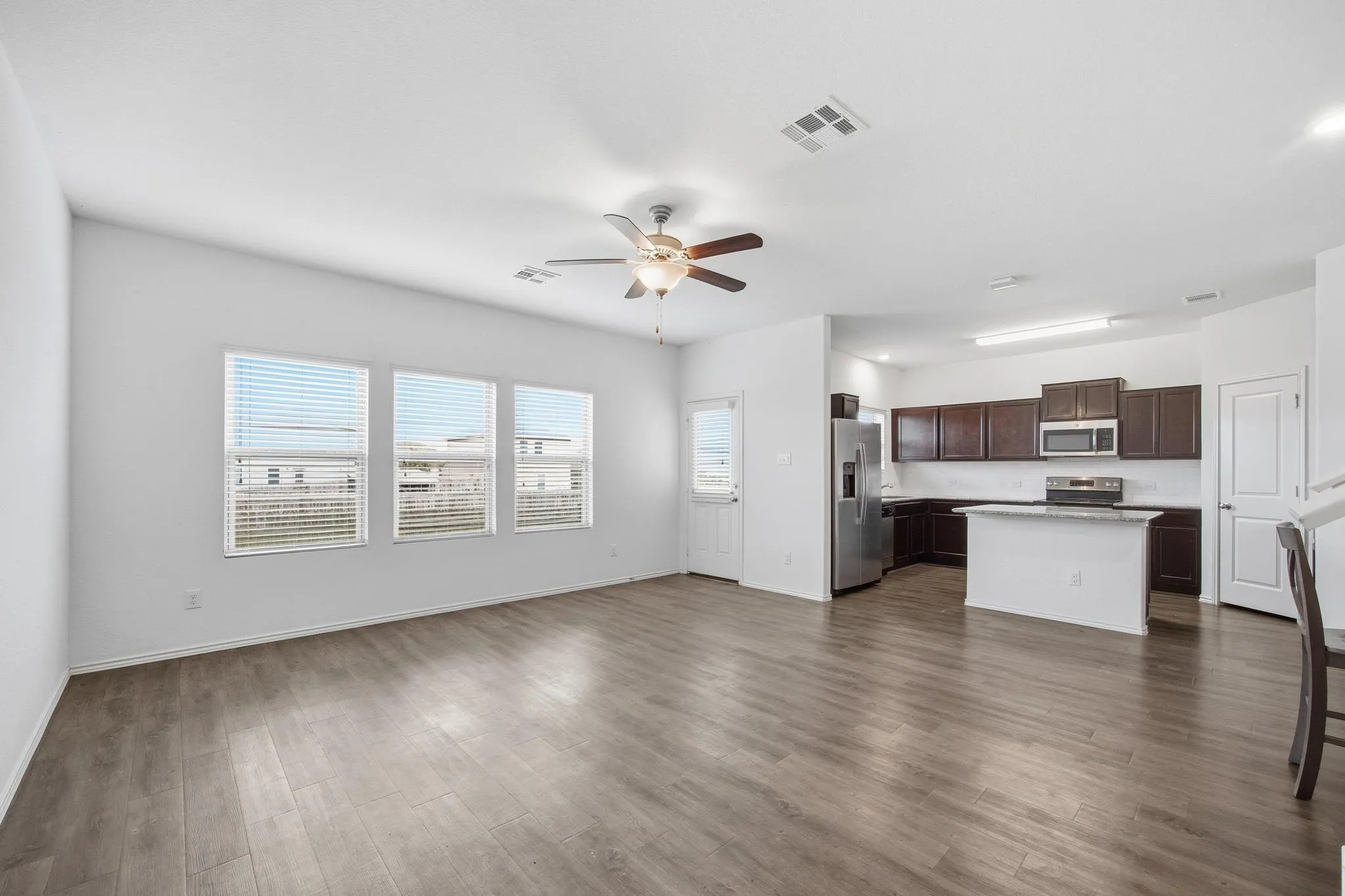 Photo 5 of 470 MAJOR LEE LN #20H