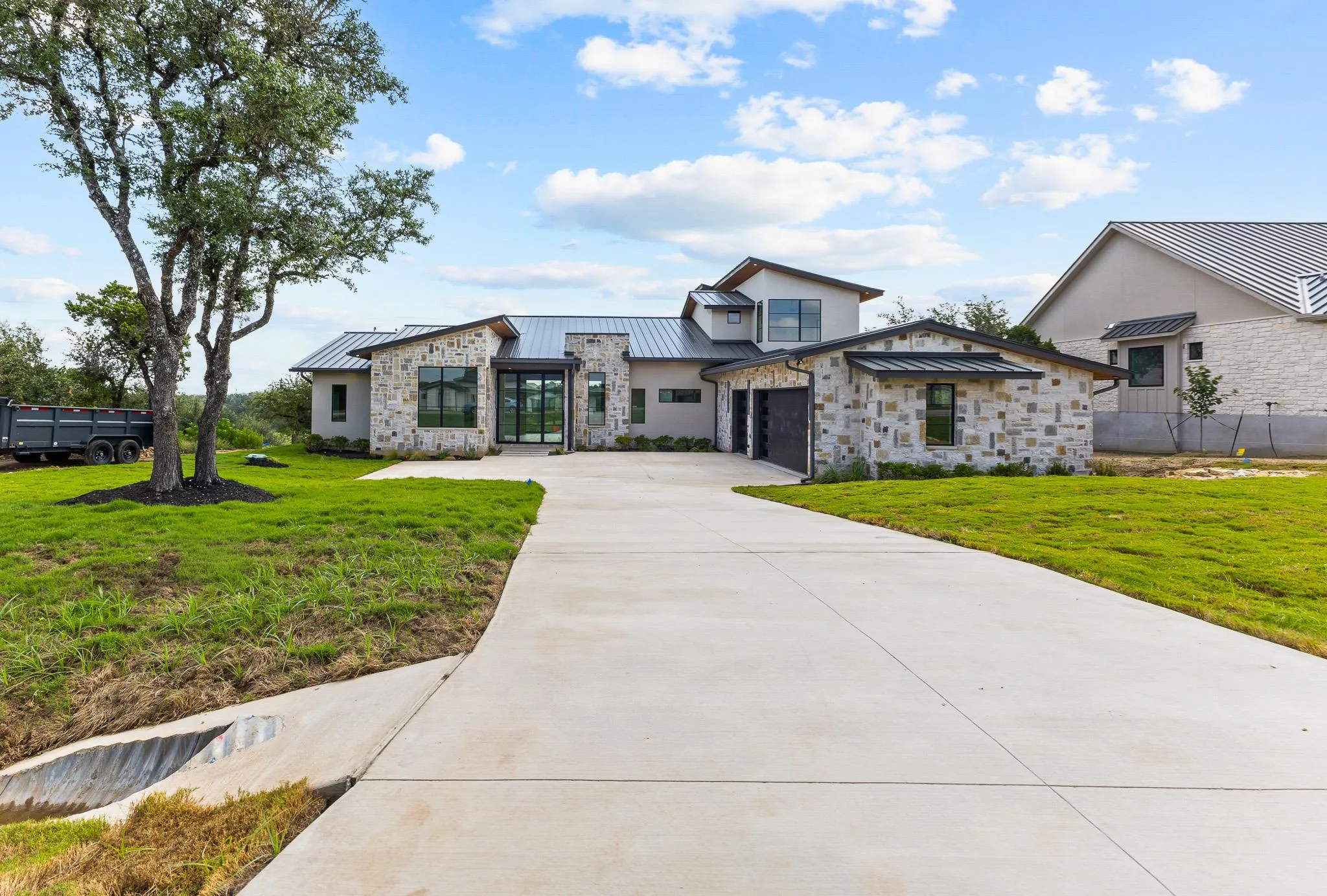 Photo of 8109 KUHN DR, Austin, TX, 78736